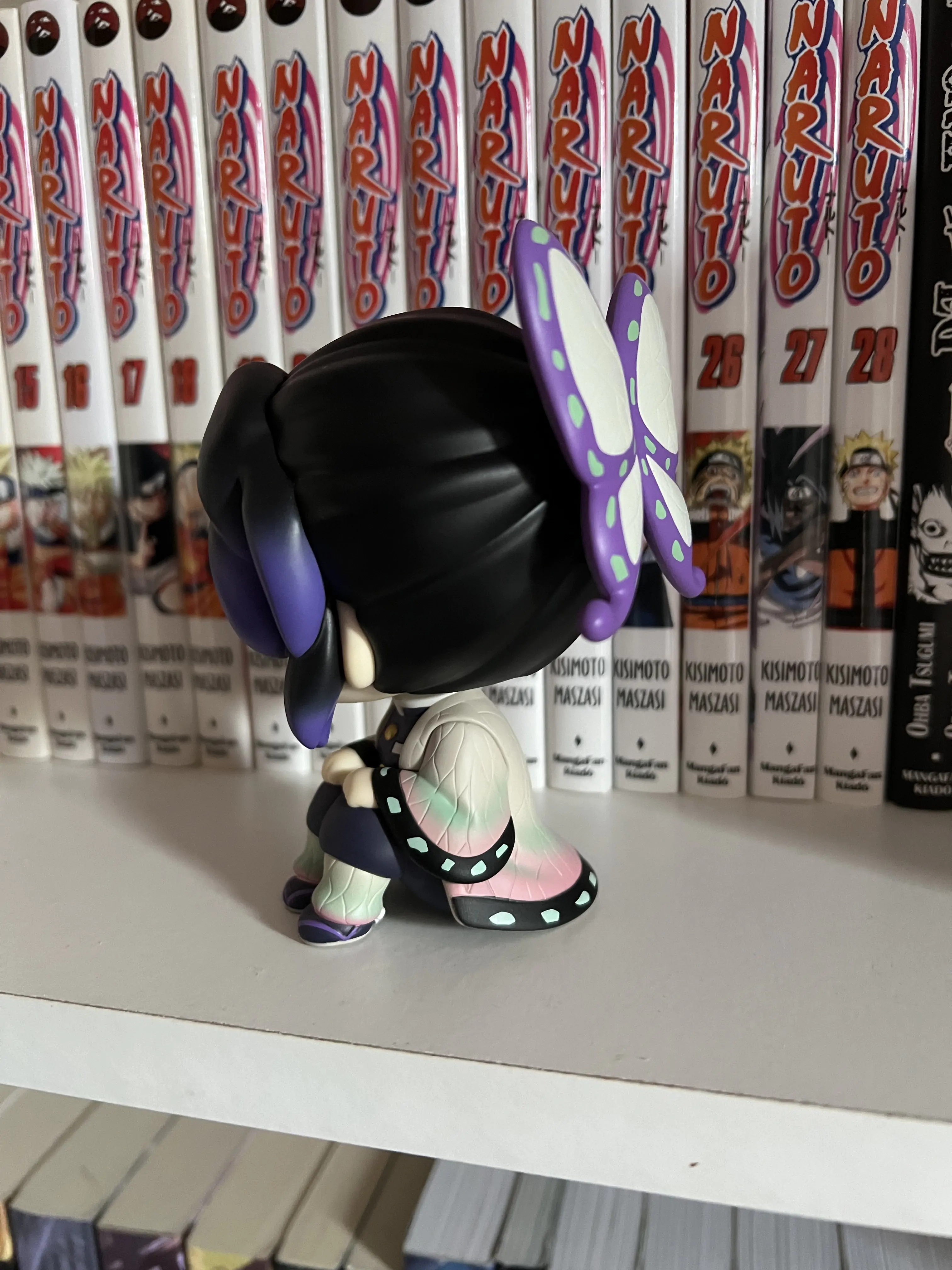 Demon Slayer Kimetsu no Yaiba Look Up PVC Statue Shinobu Kocho 11 cm Produktfoto