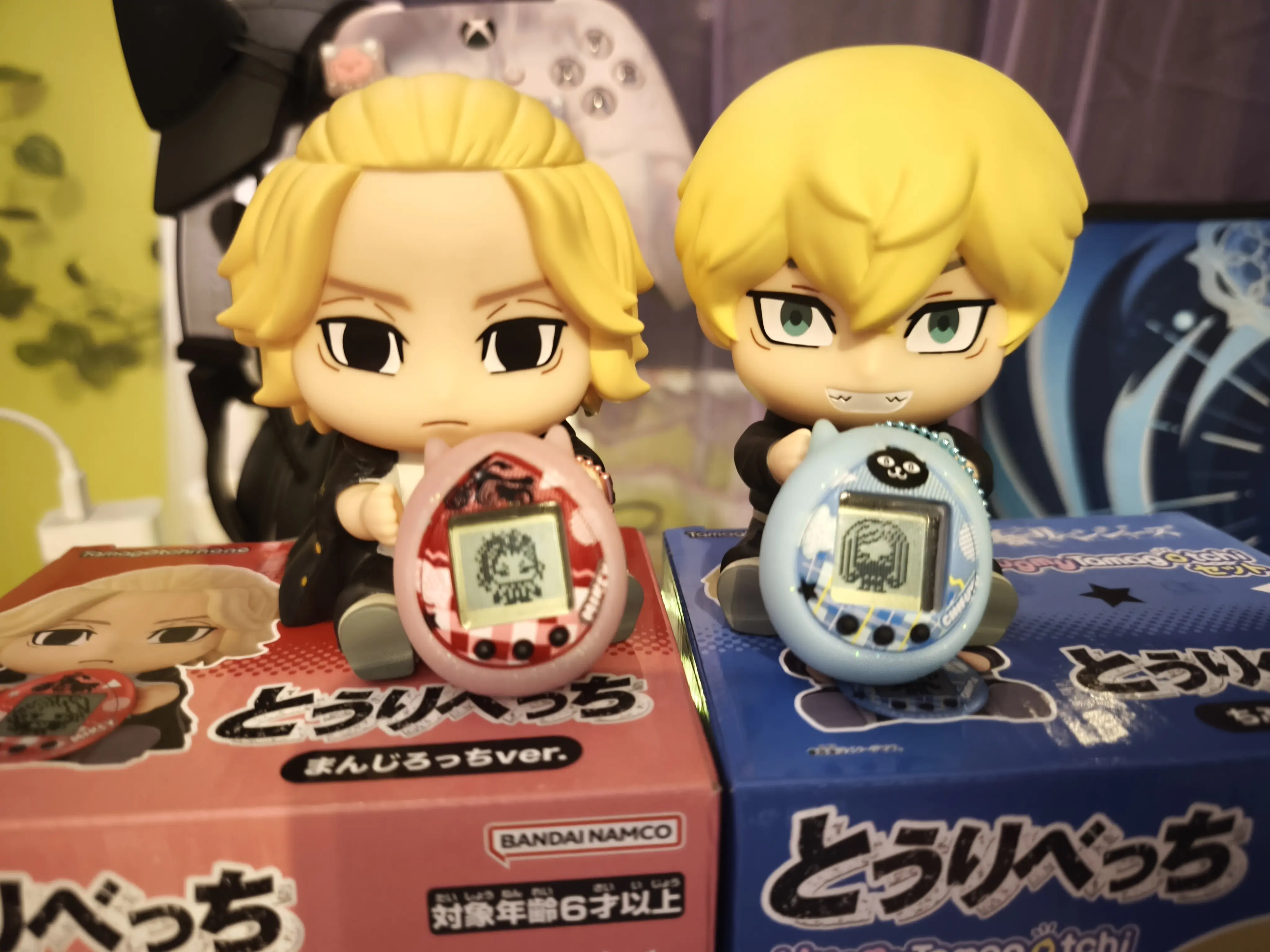 Tokyo Revengers Hugmy Tamagotchi + Chifuyu Support Figur Produktfoto