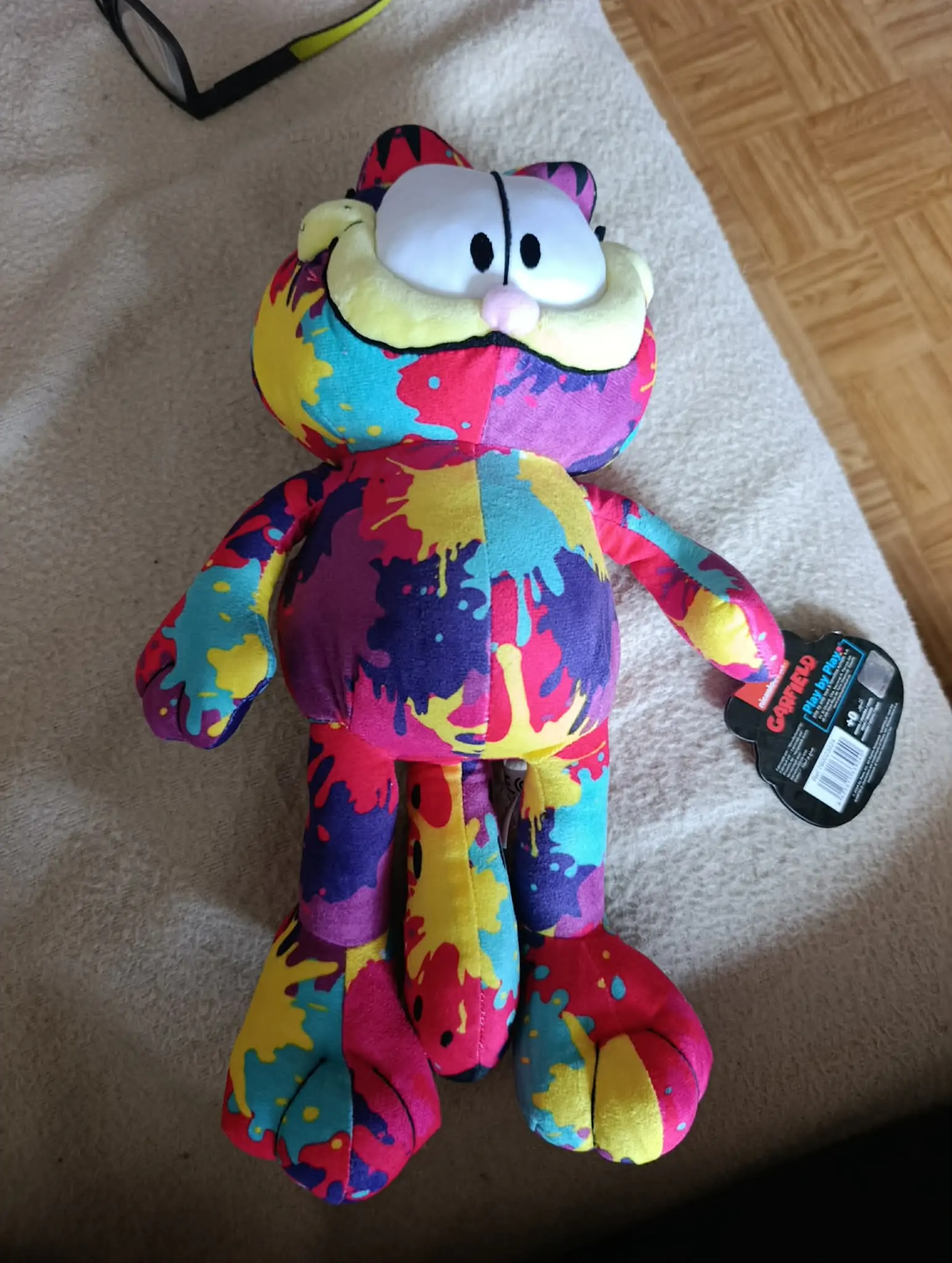 Garfield Colors Plüschfigur 30cm Produktfoto