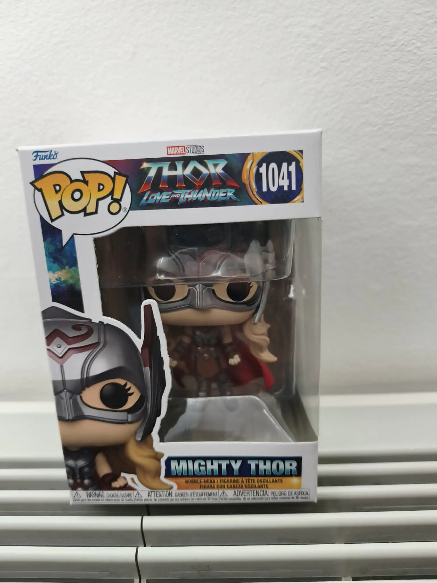Thor: Love &amp; Thunder POP! Vinyl Figur Mighty Thor 9 cm Produktfoto