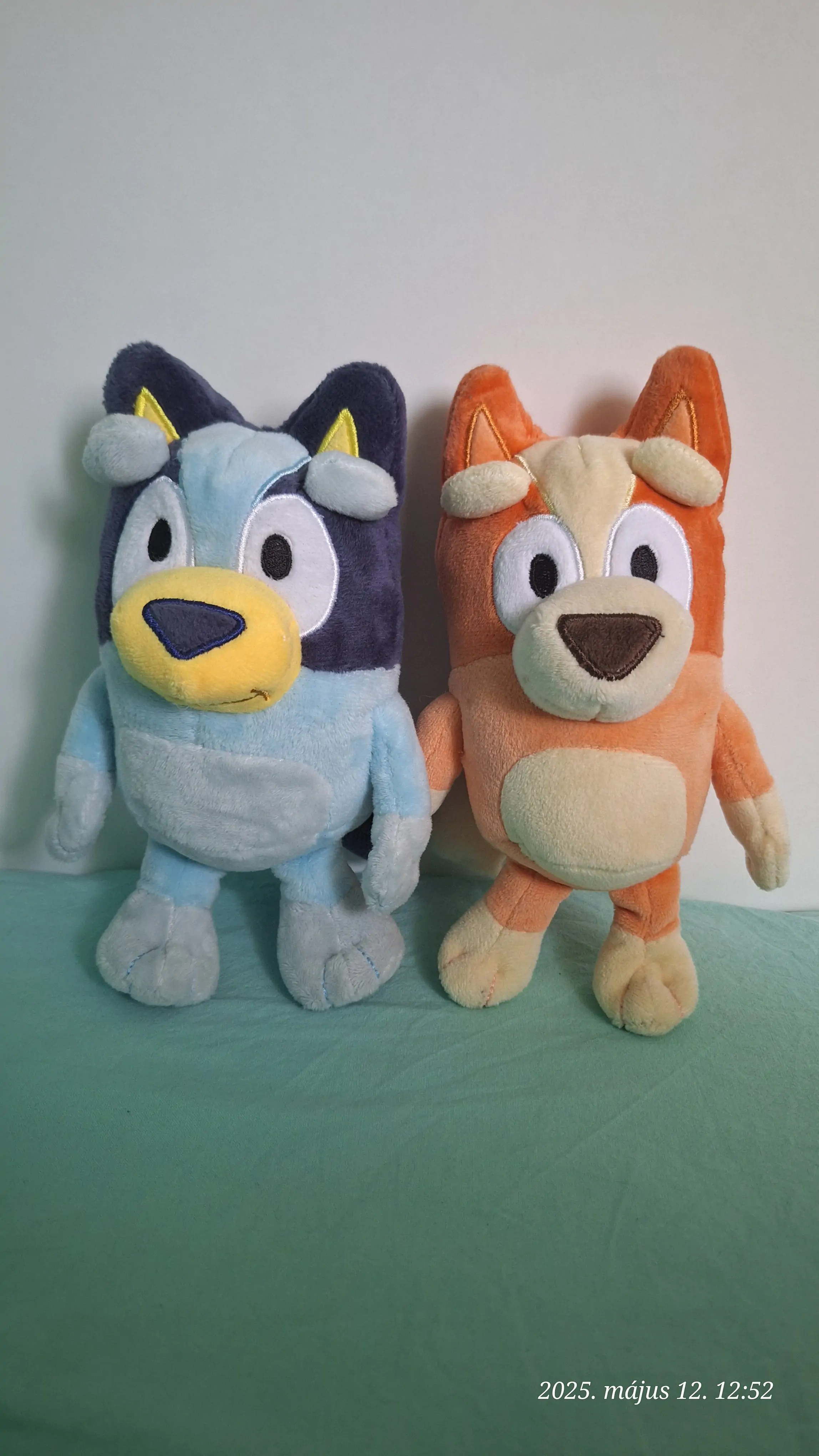 Bluey Friends Bingo Plüschfigur 20 cm Produktfoto