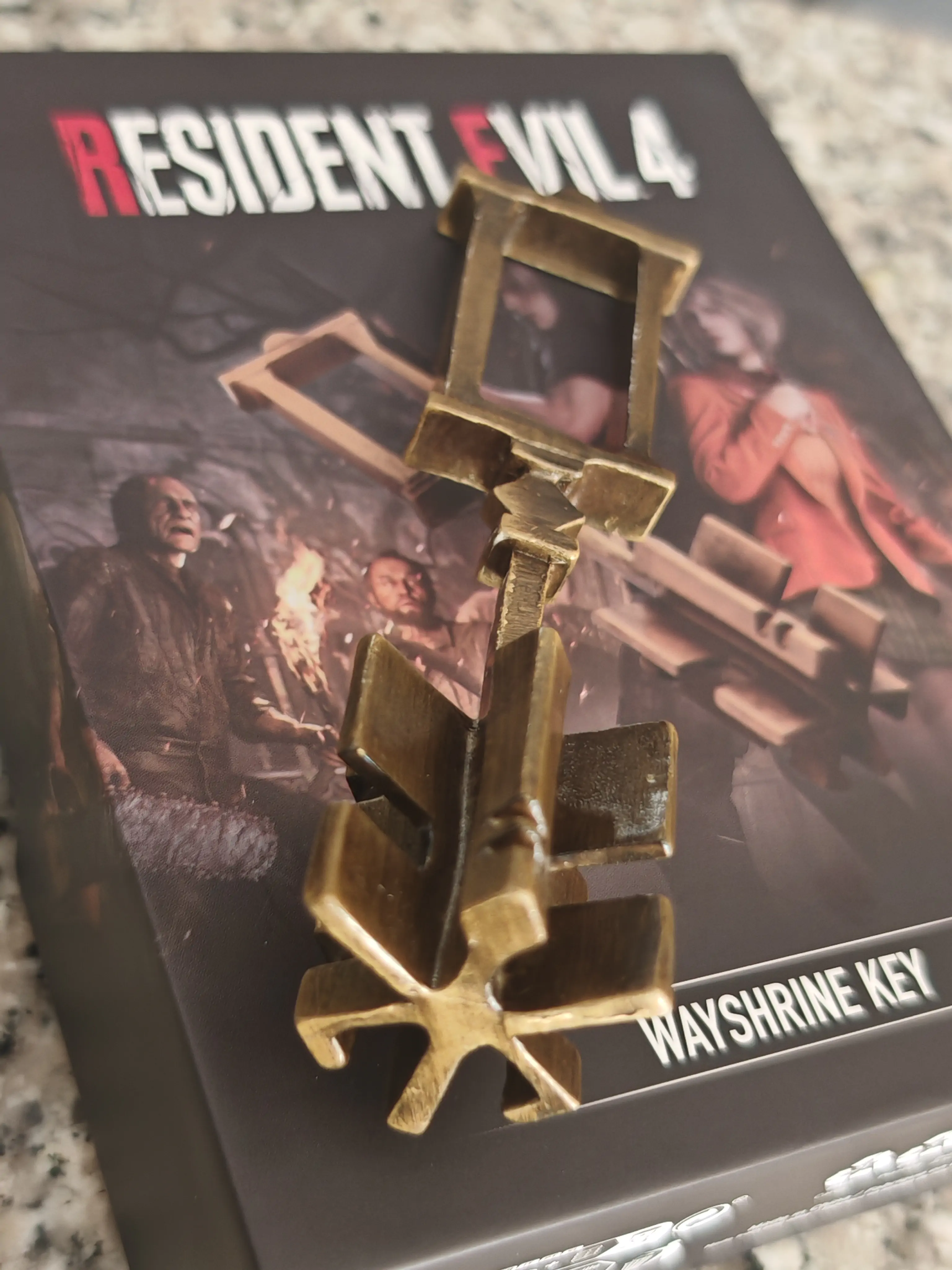 Resident Evil 4 Replik 1/1 Wayshrine Key Produktfoto