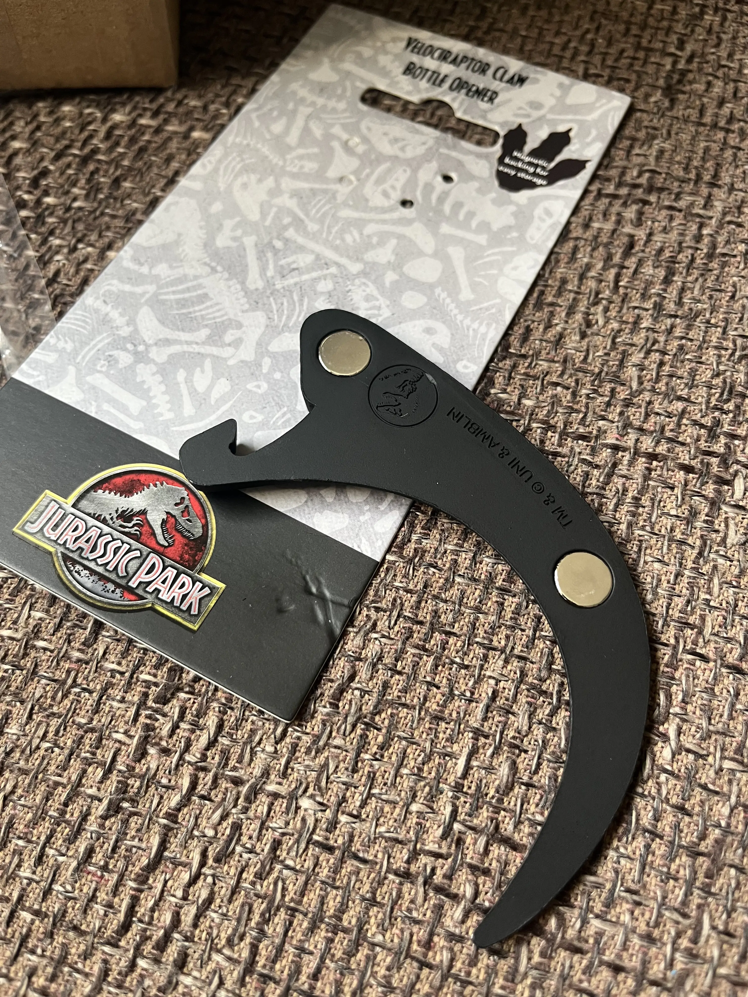 Jurassic Park Flaschenöffner Velociraptor Kralle Produktfoto