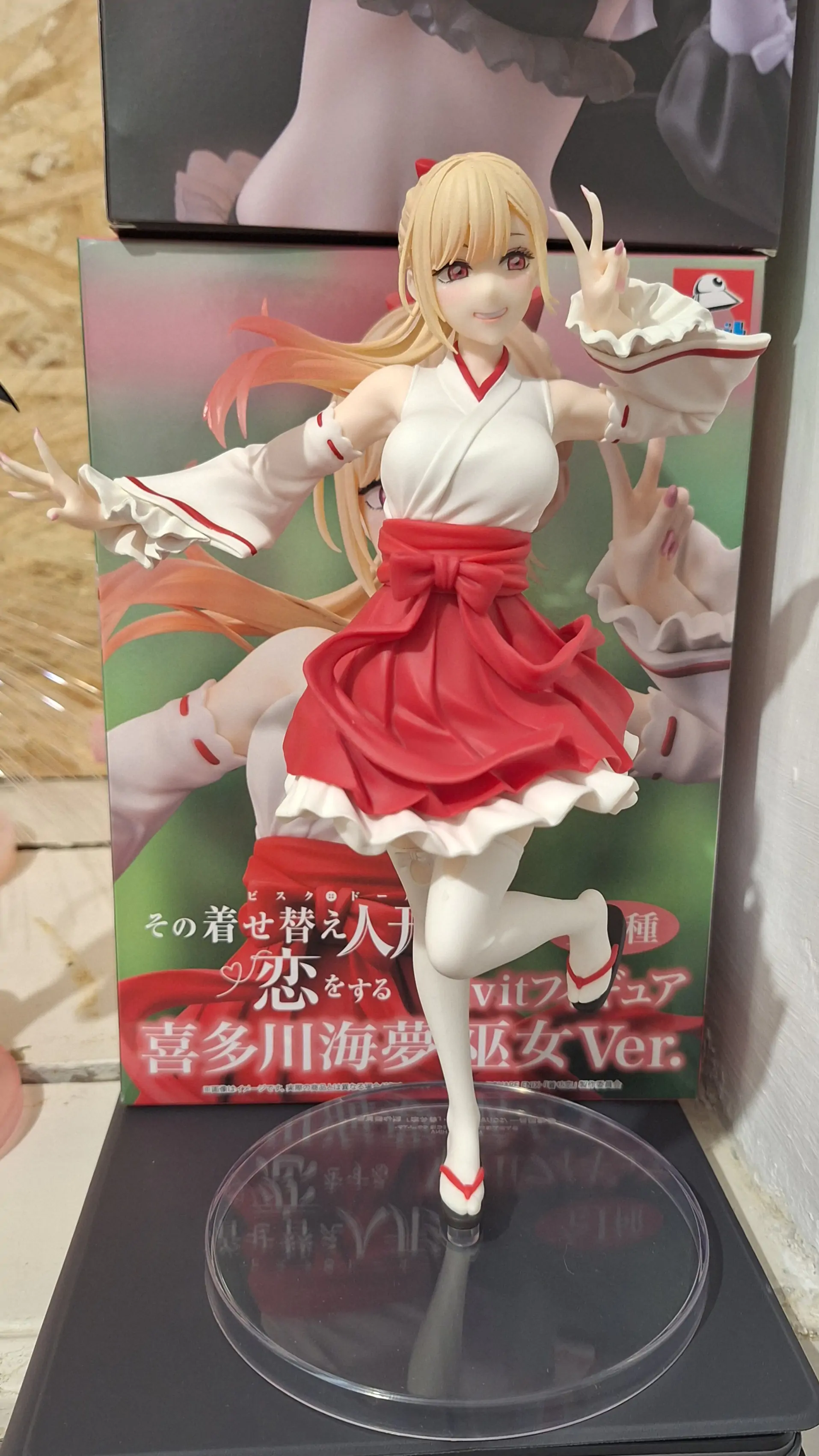 My Dress-Up Darling Vivit PVC Statue Marin Kitagawa Shrine Maiden Ver. 20 cm Produktfoto