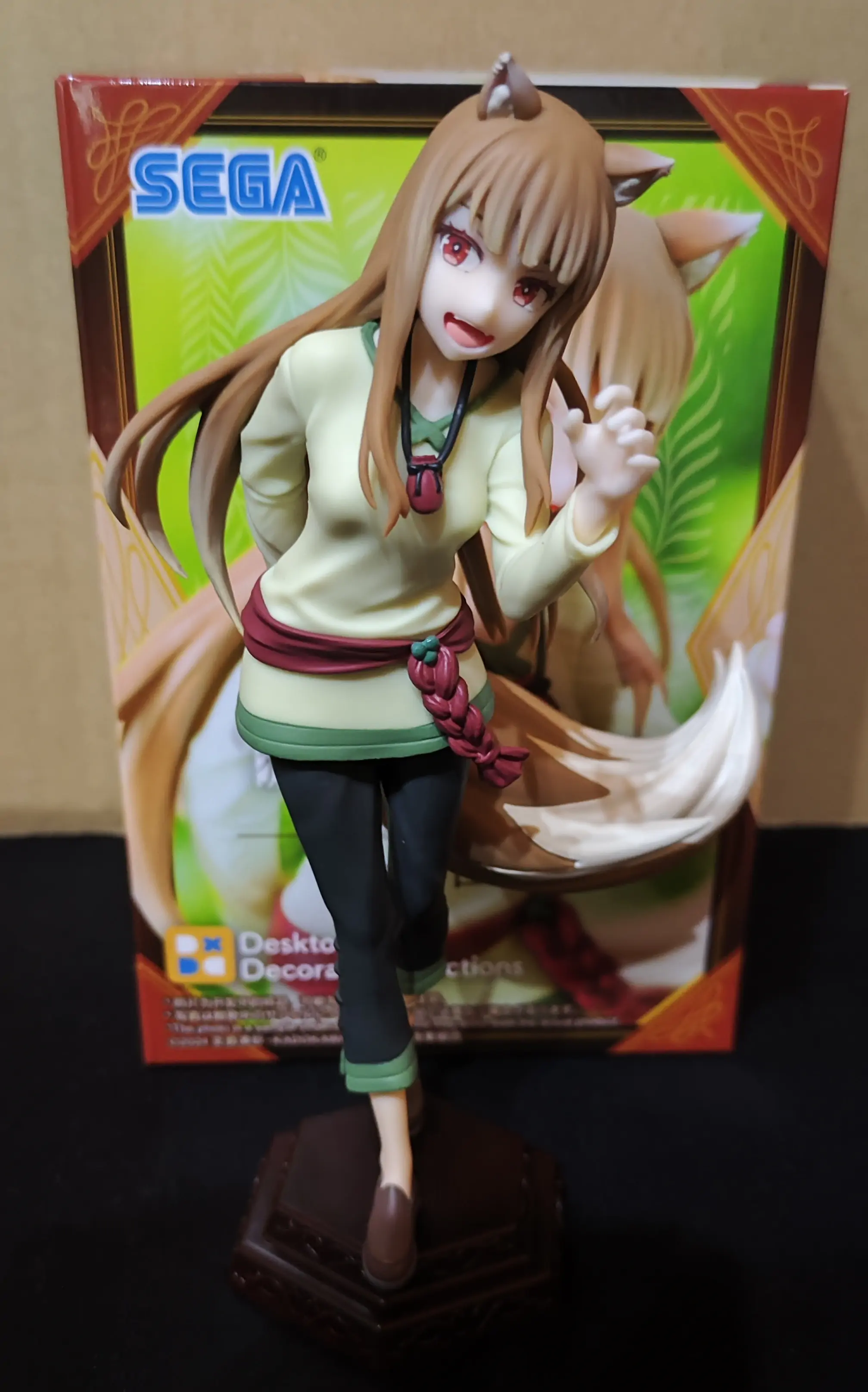 Spice and Wolf: Merchant meets the Wise Wolf PVC Statue Desktop x Decorate Collections Holo 16 cm Produktfoto