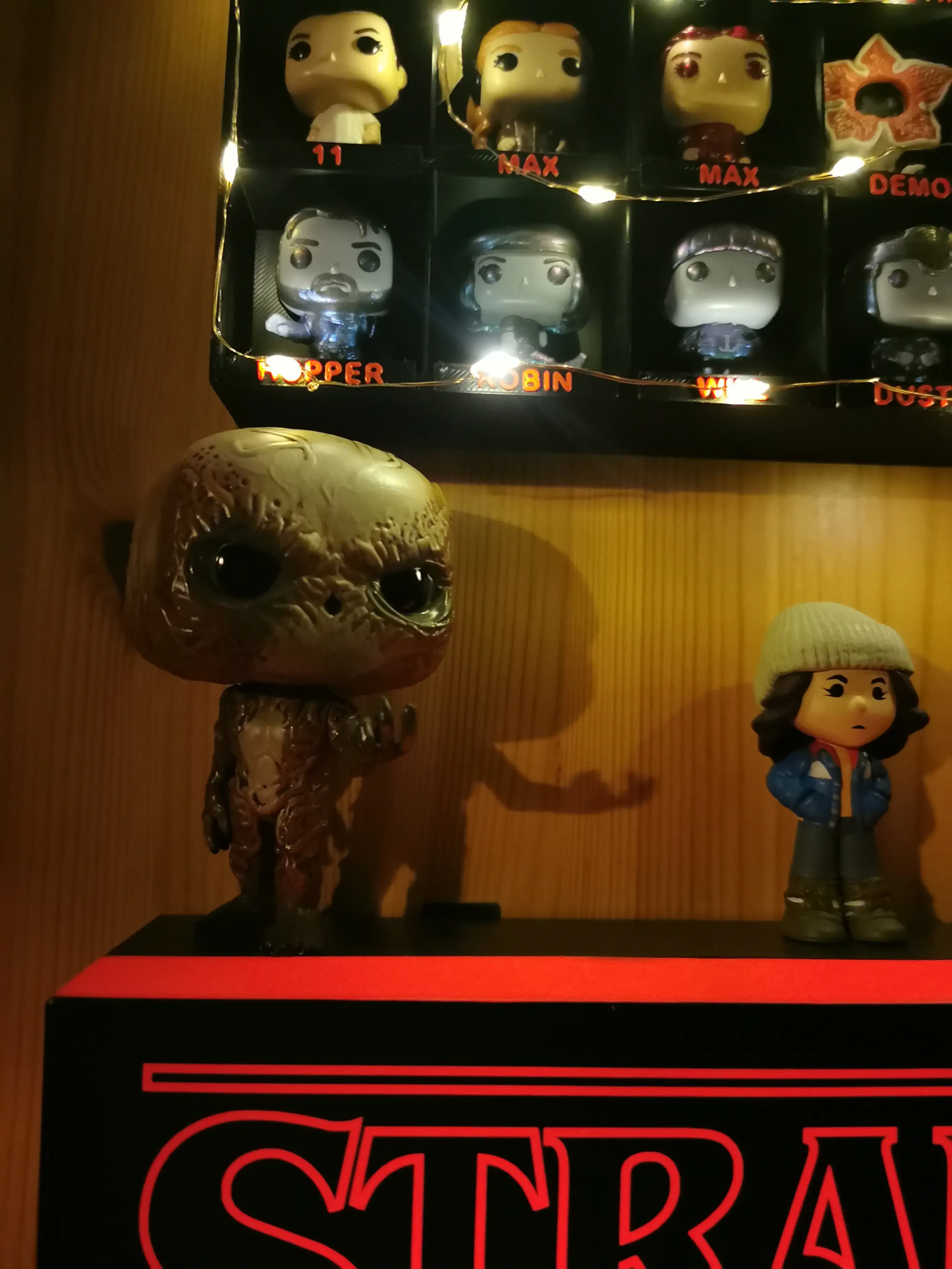 Stranger Things POP! Vinyl Figur Vecna Pointing 9 cm Produktfoto