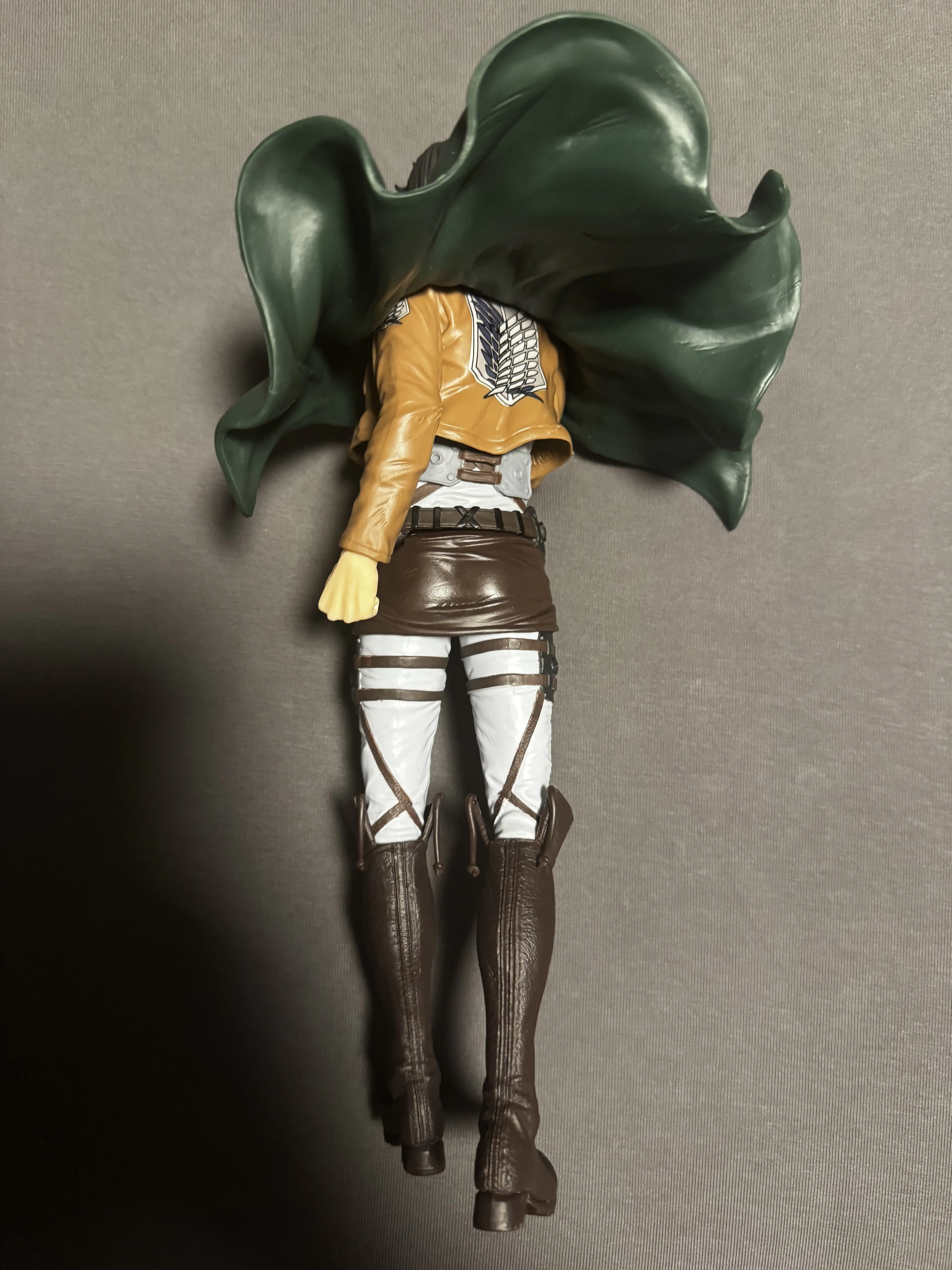 Attack on Titan Levi Grandista Figur 27cm Produktfoto