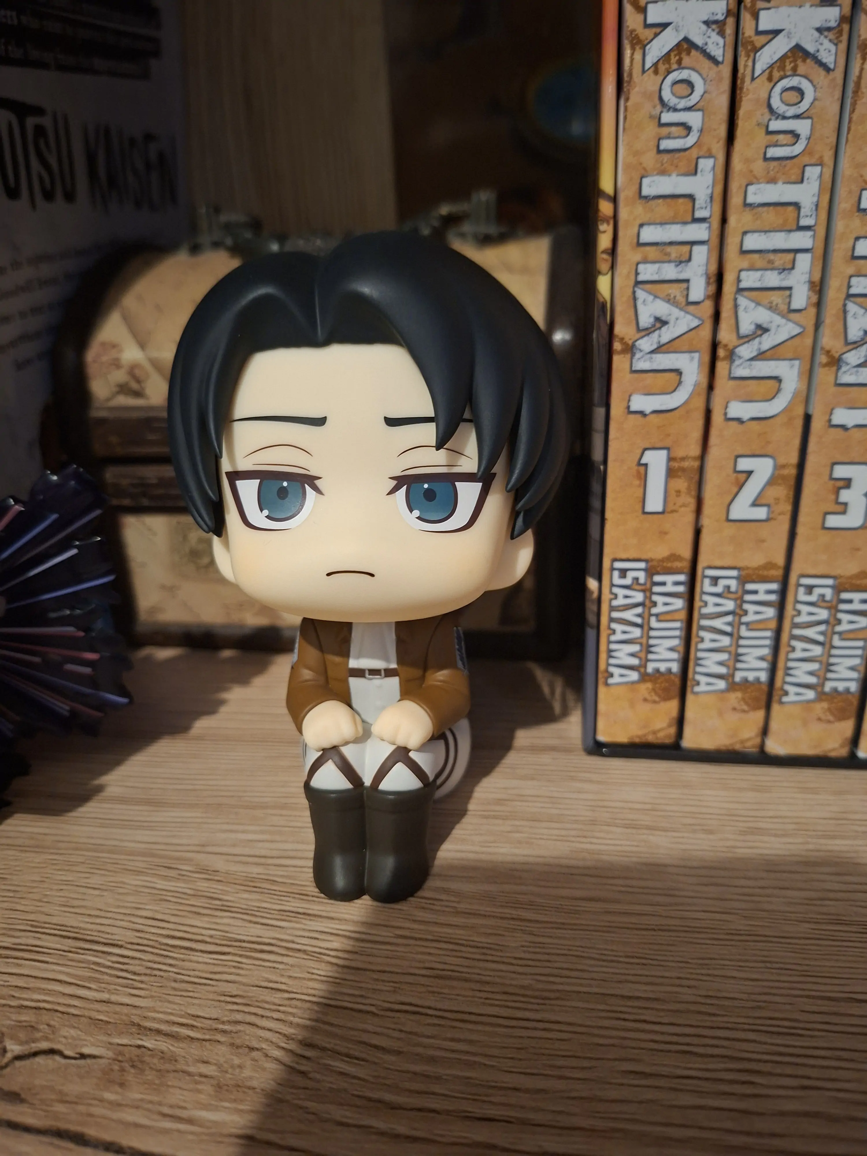 Attack on Titan Look Up PVC-Statue Levi 11 cm Produktfoto