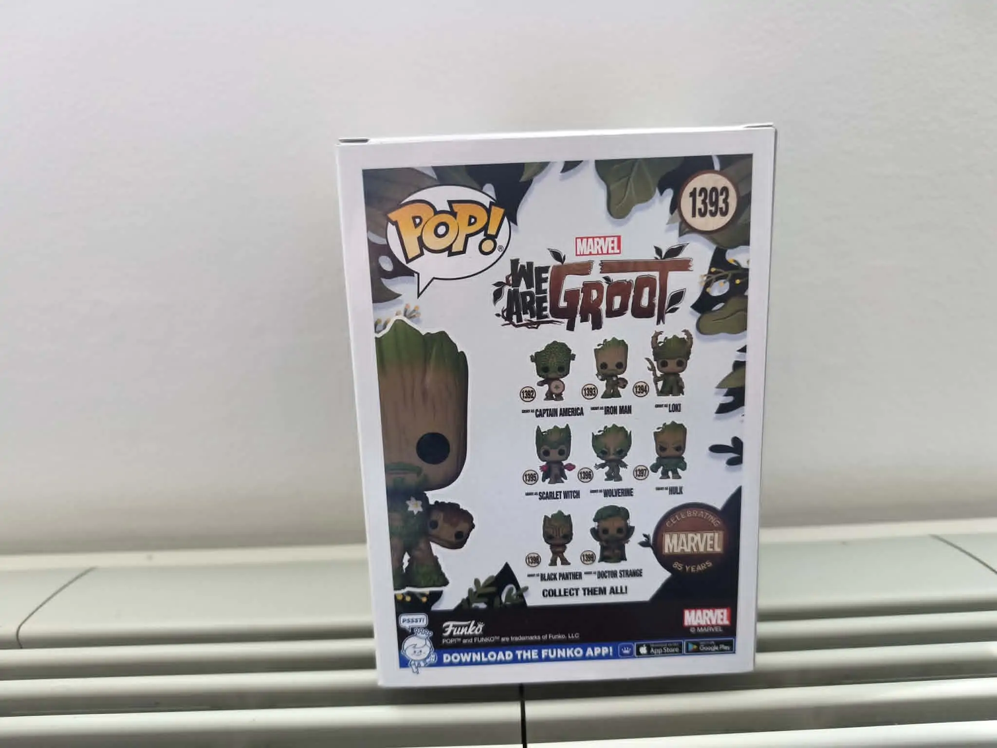 Funko POP Figur Marvel We Are Groot - Groot as Iron Man Produktfoto