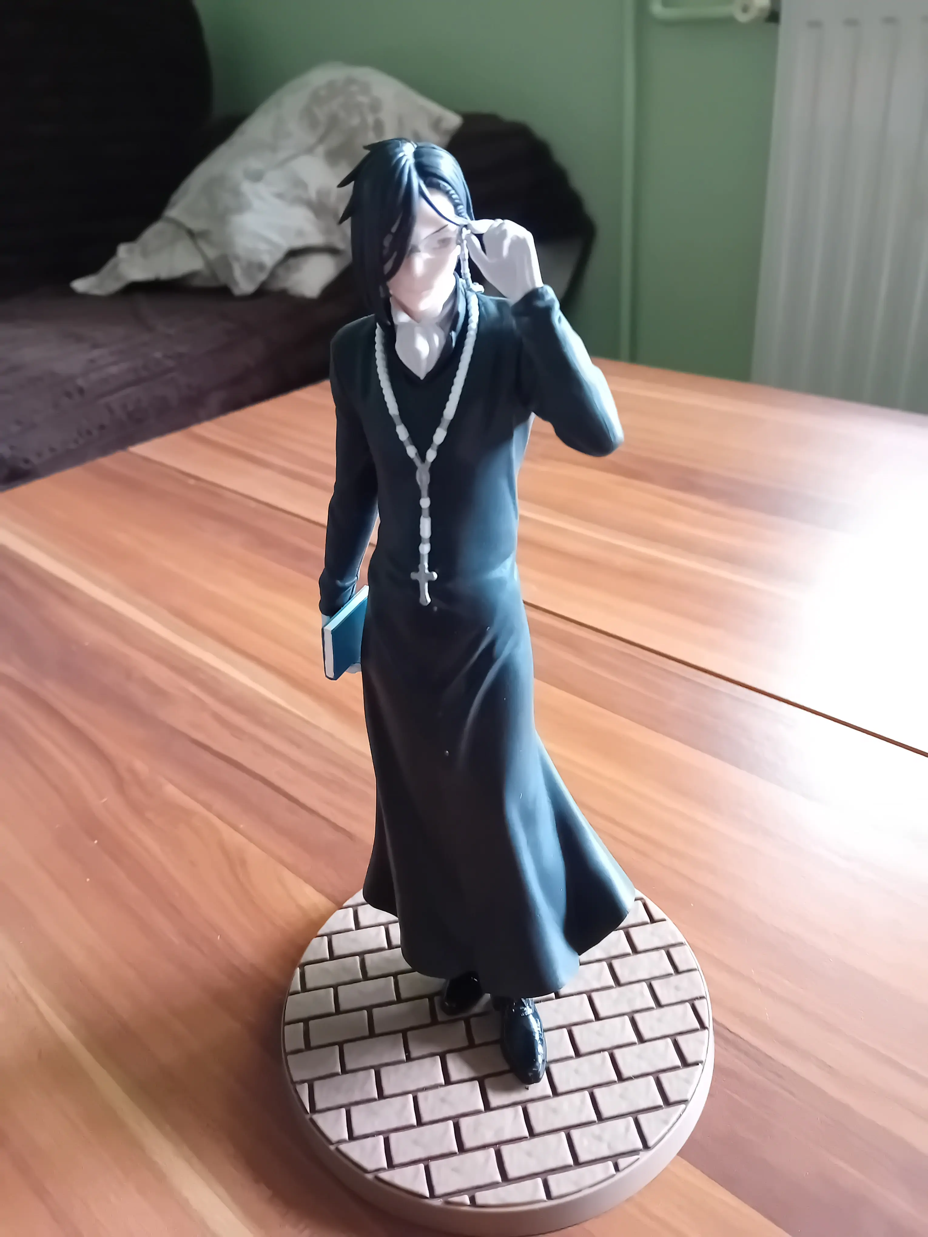Black Butler: Boarding School Arc Luminasta PVC Statue Sebastian Michaelis 22 cm Produktfoto