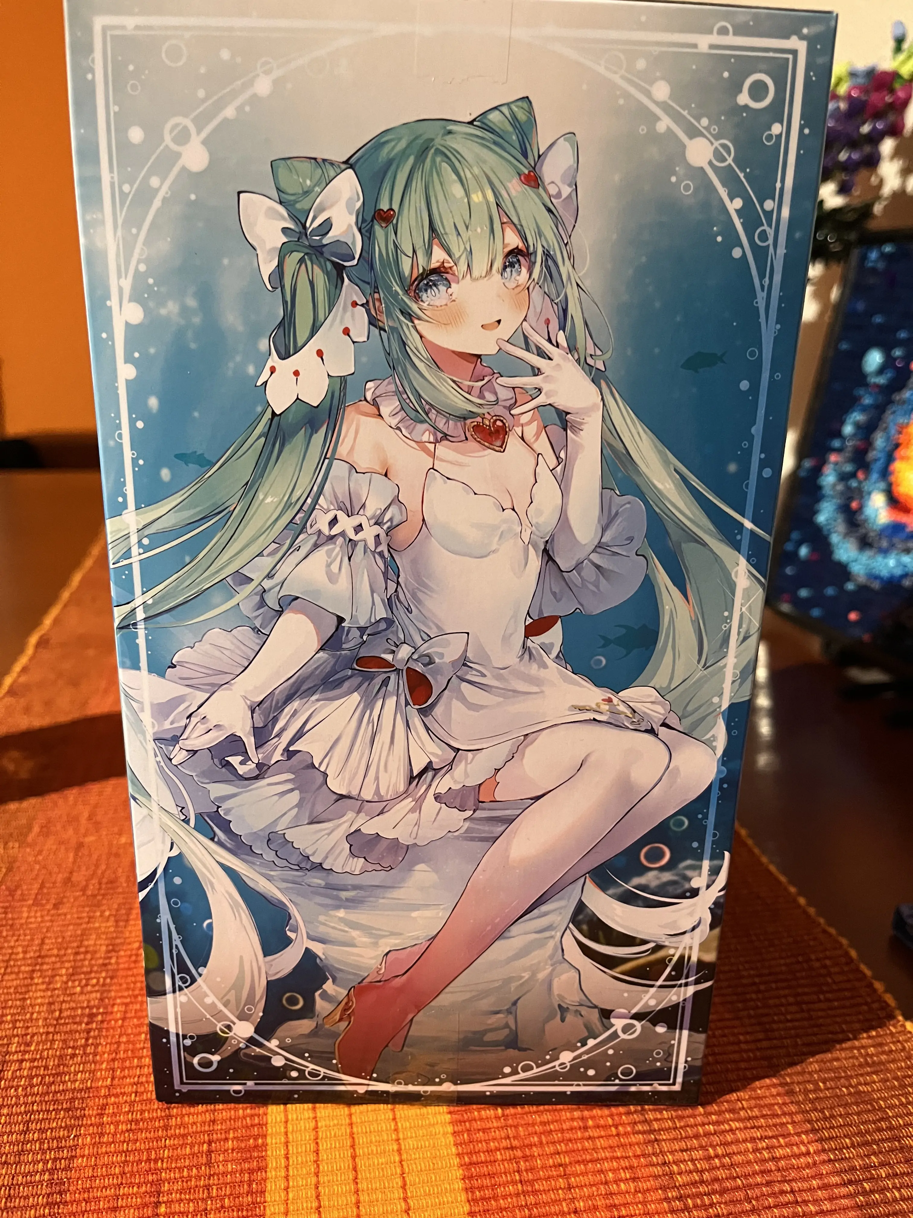 Hatsune Miku Clione Crearluxe Figur 18 cm Produktfoto