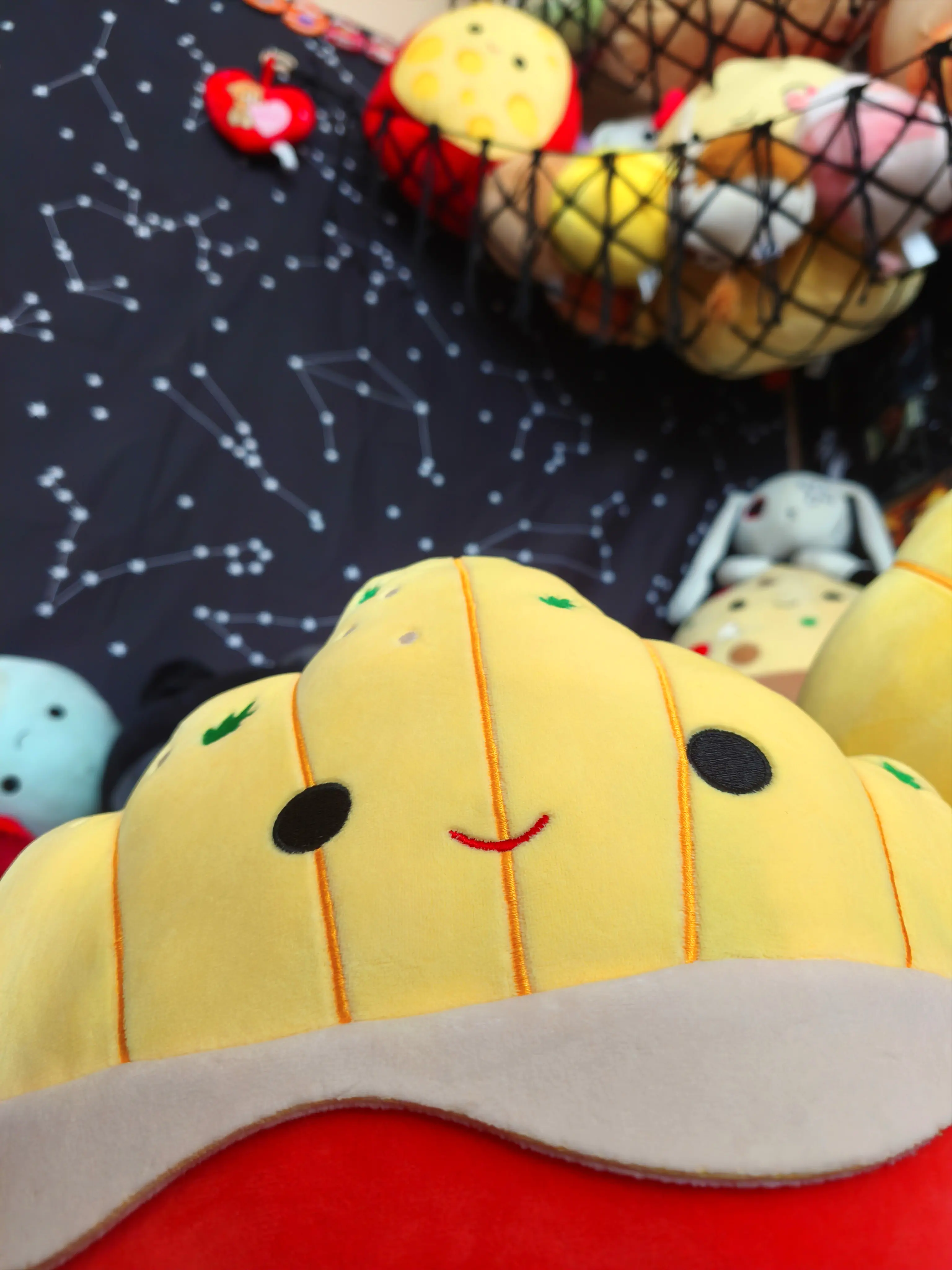 Squishmallows Plüschfigur Brendan Garlic Parmesan Fries 30 cm Produktfoto