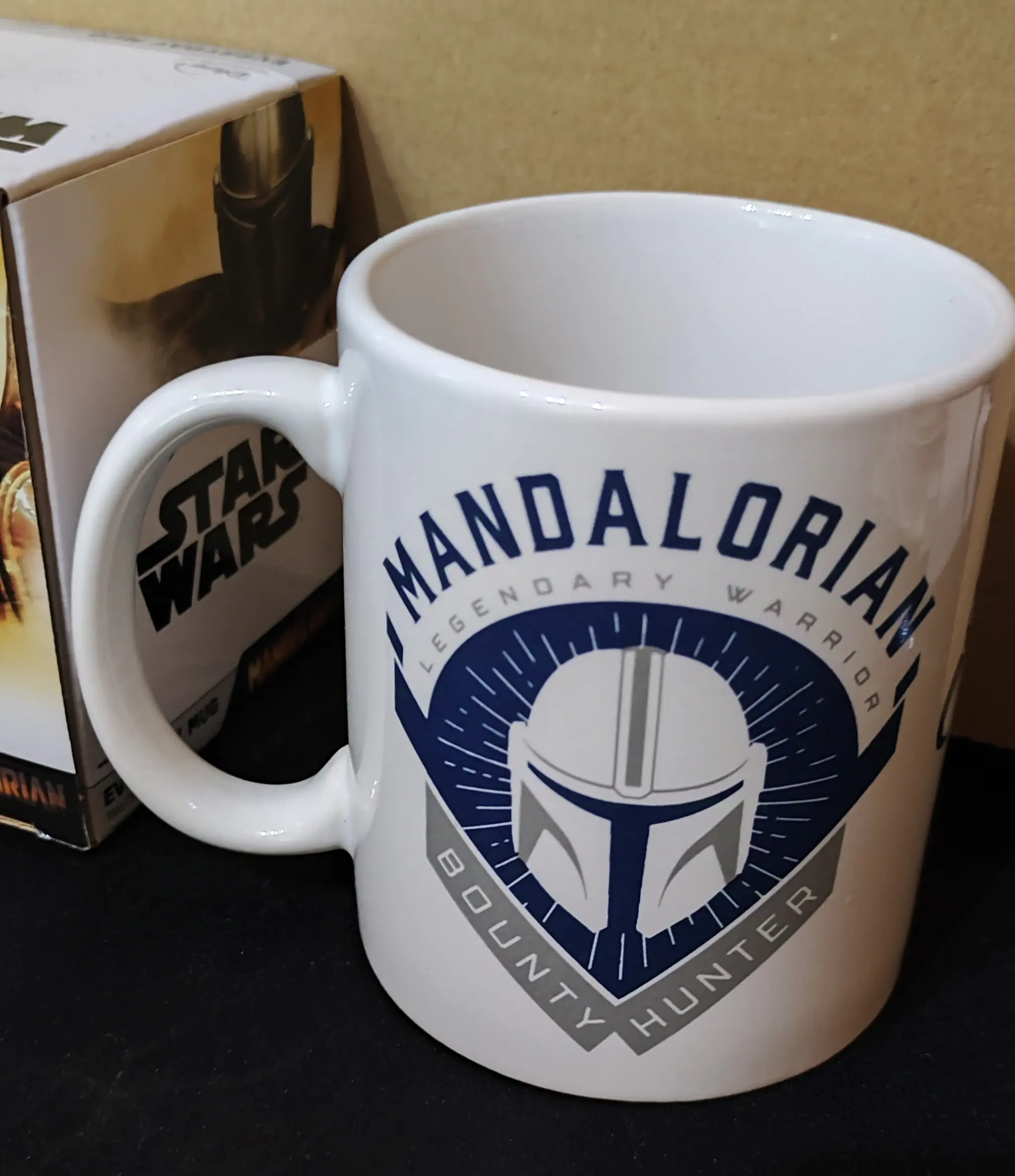 Star Wars The Mandalorian Tasse Bounty Hunter Produktfoto