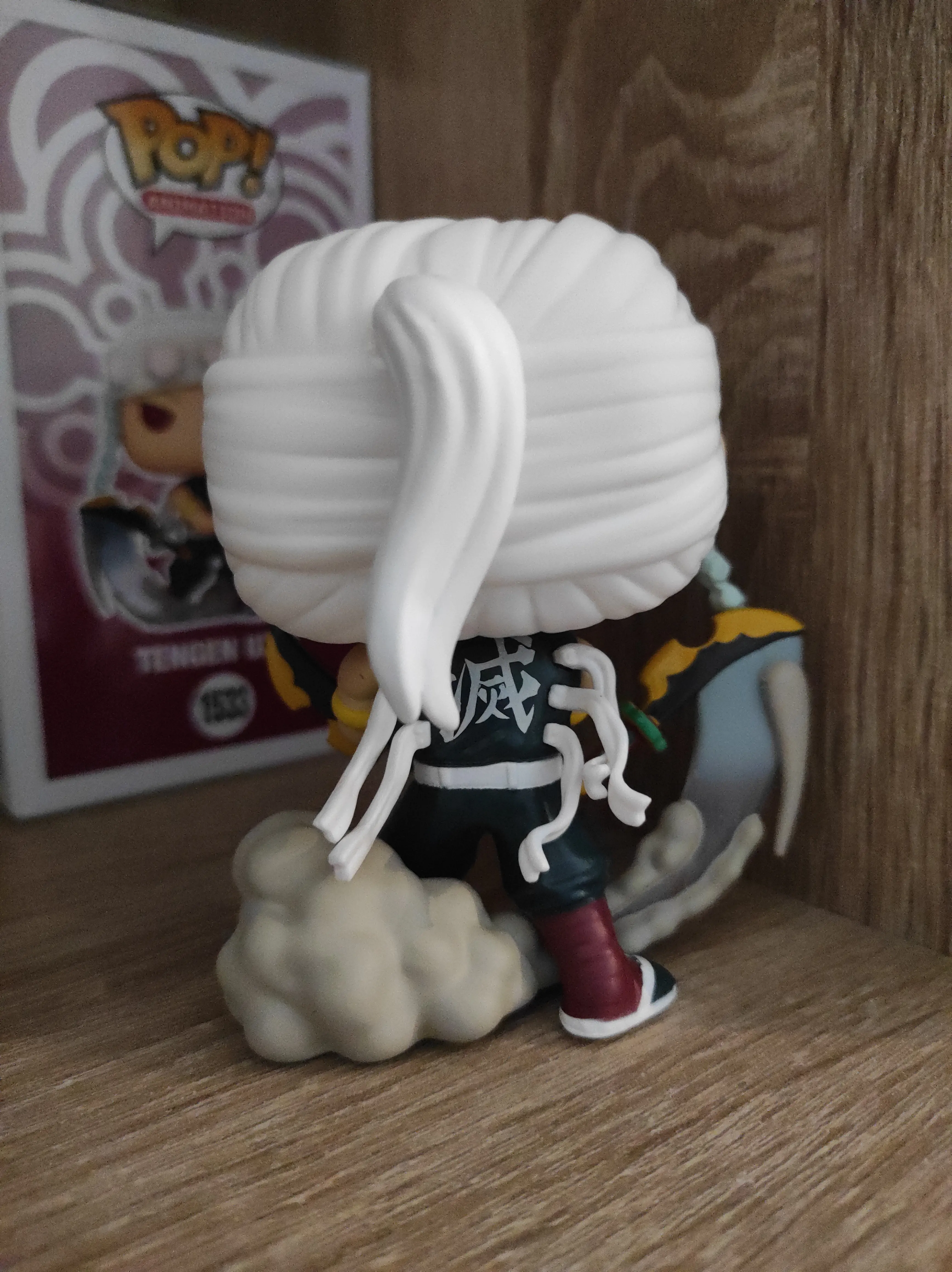 POP Figur Demon Slayer Kimetsu no Yaiba Tengen Uzui Produktfoto