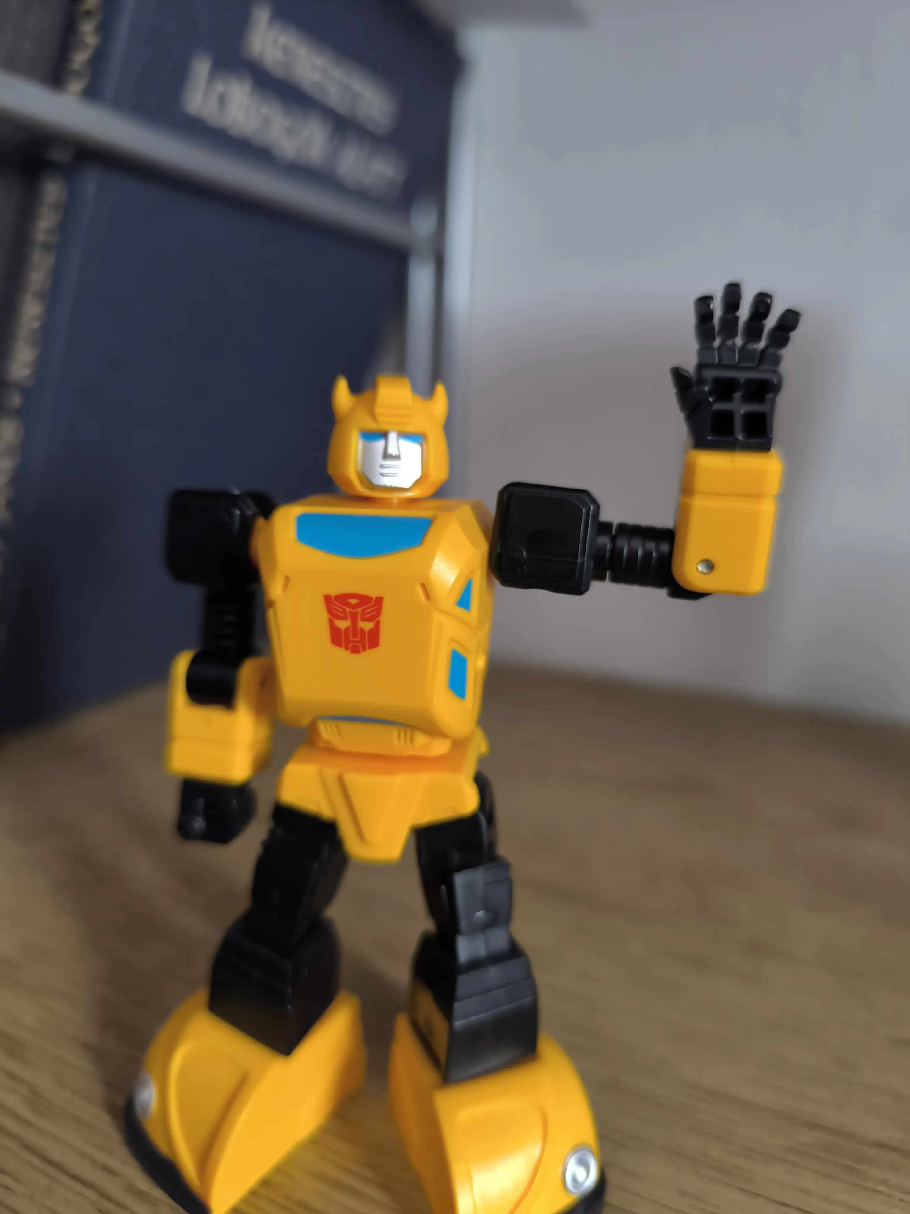Transformers: Generation One AMK Mini Series Plastic Model Kit Bumblebee 10 cm Produktfoto