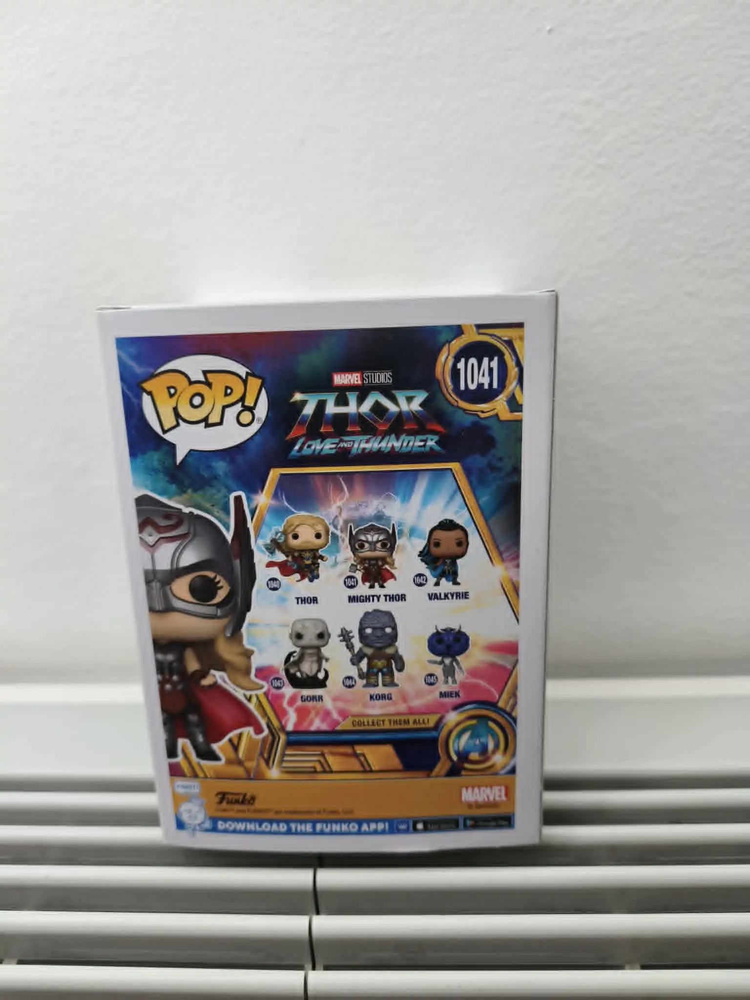 Thor: Love &amp; Thunder POP! Vinyl Figur Mighty Thor 9 cm Produktfoto