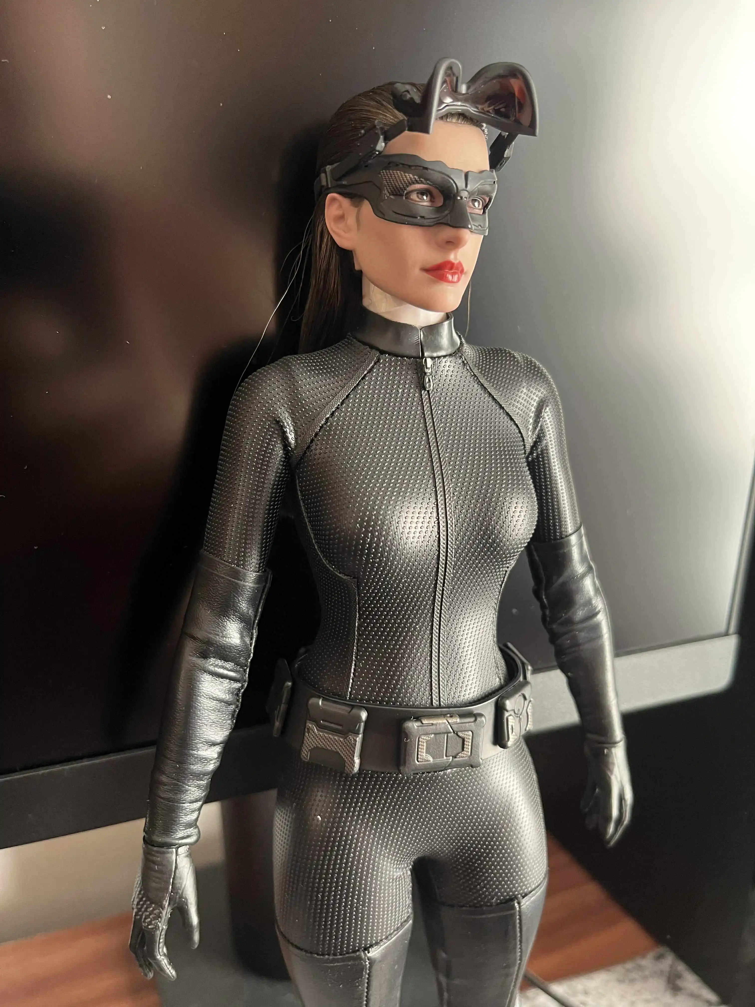 The Dark Knight Trilogy Movie Masterpiece Actionfigur 1/6 Catwoman 29 cm Produktfoto