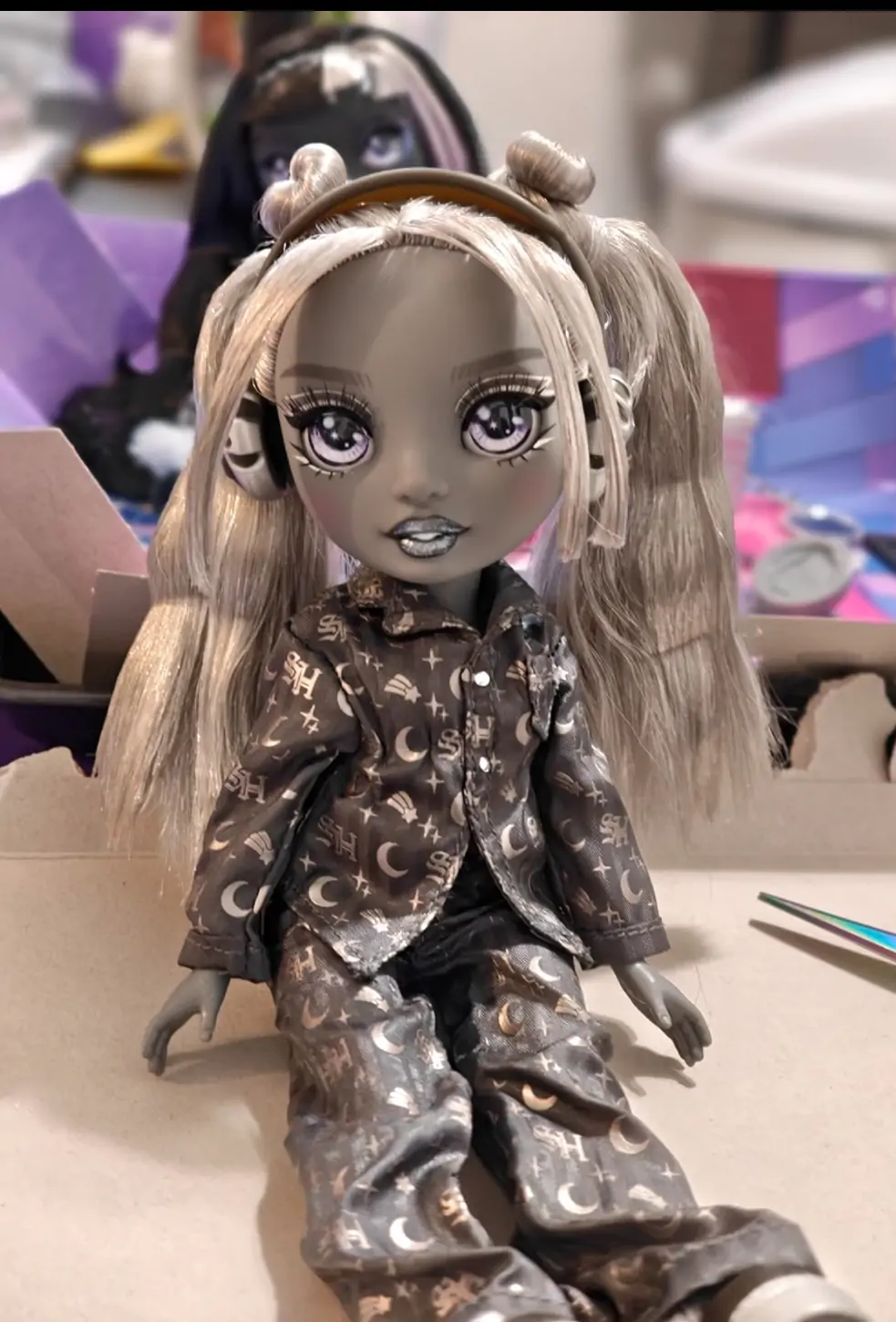 Shadow High Fashion Puppe Girls Night Luna Puppe Produktfoto
