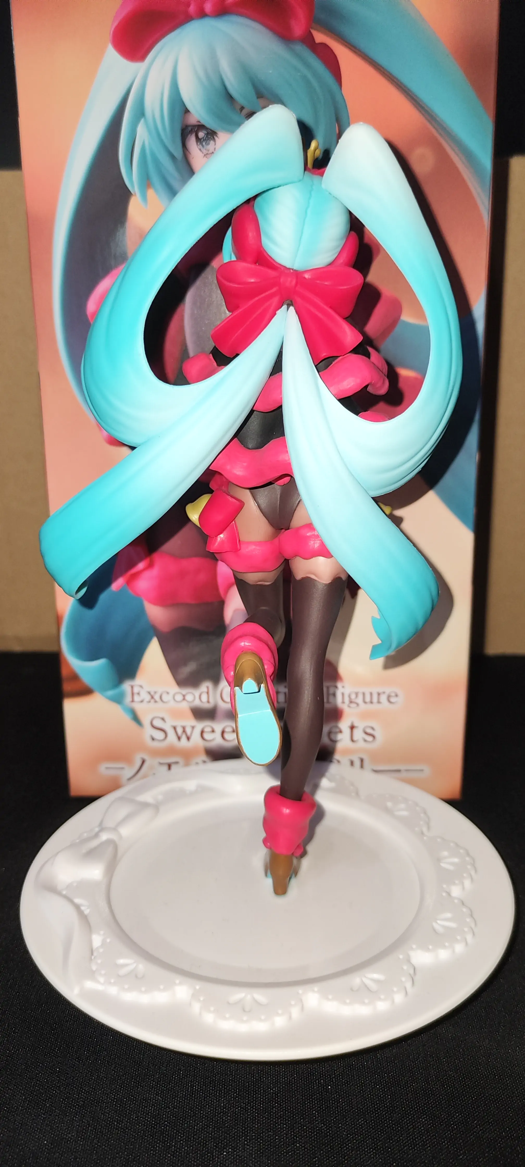 Hatsune Miku Exceed Creative PVC Statue SweetSweets Series Noel Raspberry Ver. 21 cm Produktfoto