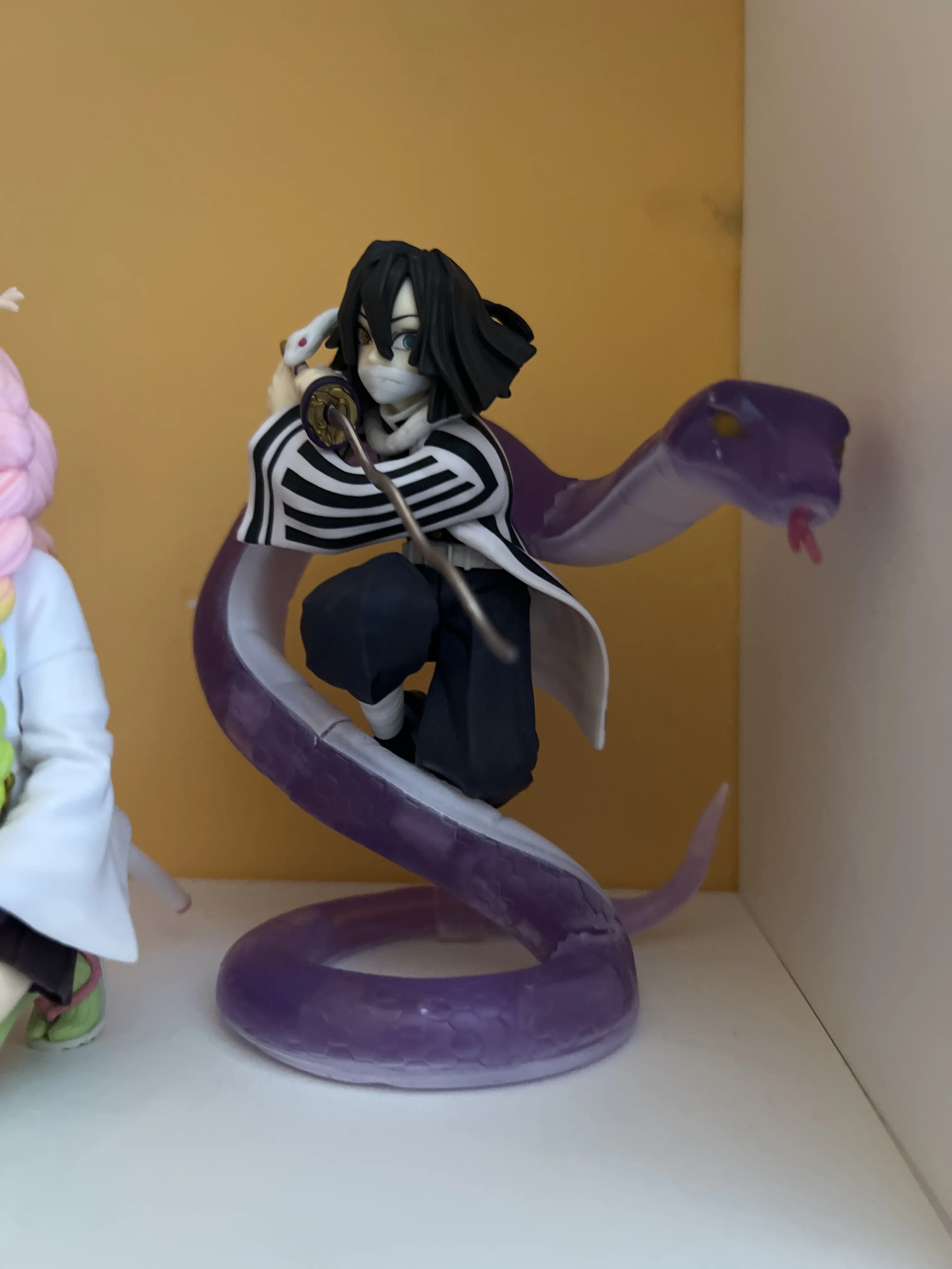 Demon Slayer: Kimetsu no Yaiba Xross Link Anime PVC Statue Obanai Iguro Hashira Training Arc 14 cm Produktfoto
