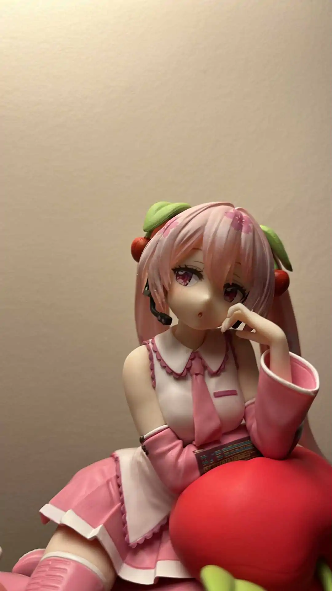 Hatsune Miku PVC Statue Desktop Cute Figure Sakura Miku Cherry Cushion Ver. 13 cm Produktfoto