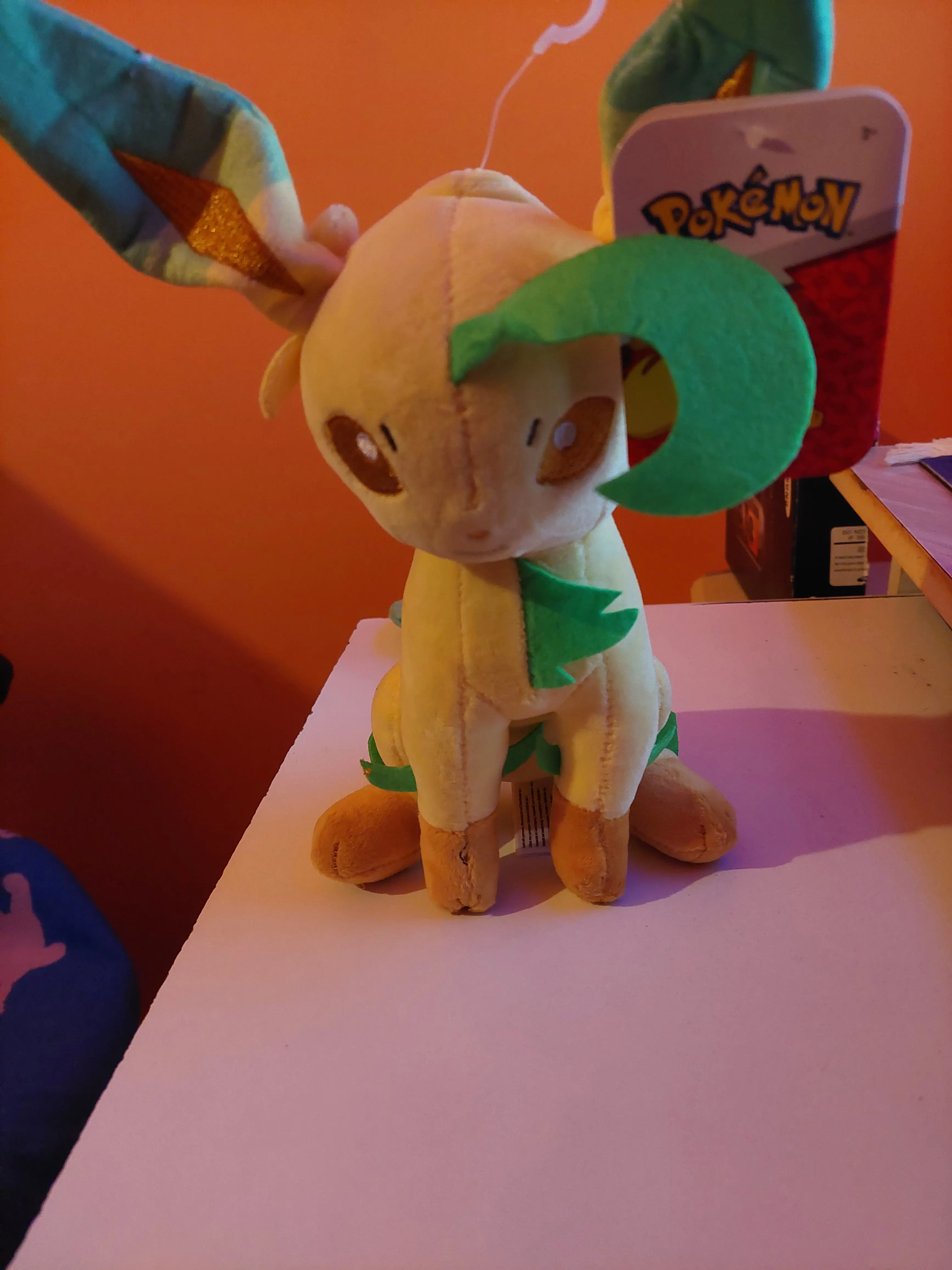 Pokemon Leafeon Plüschfigur 23cm termékfotó