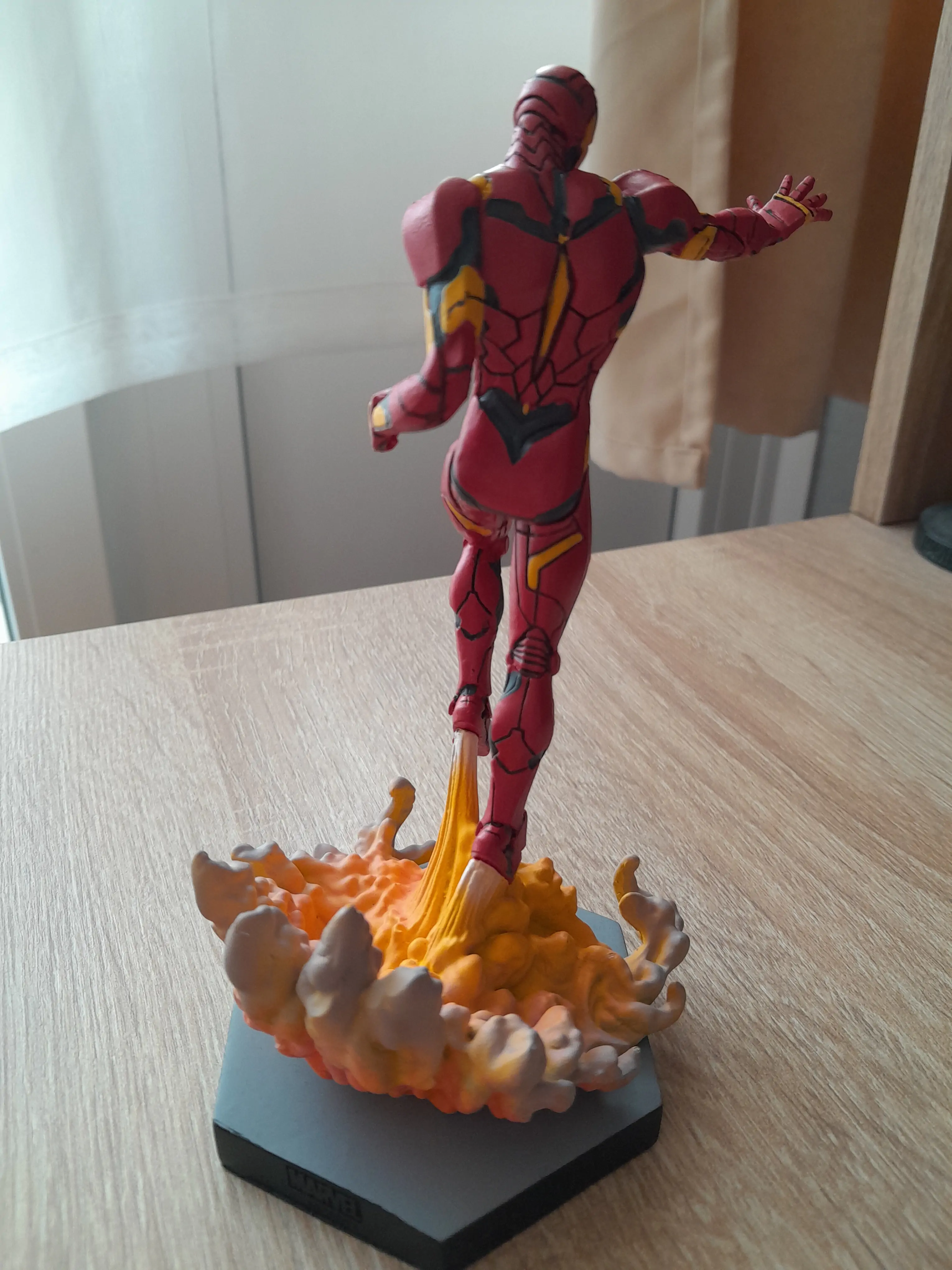 Marvel VS. Collection 1/16 Iron Man 16 cm Produktfoto