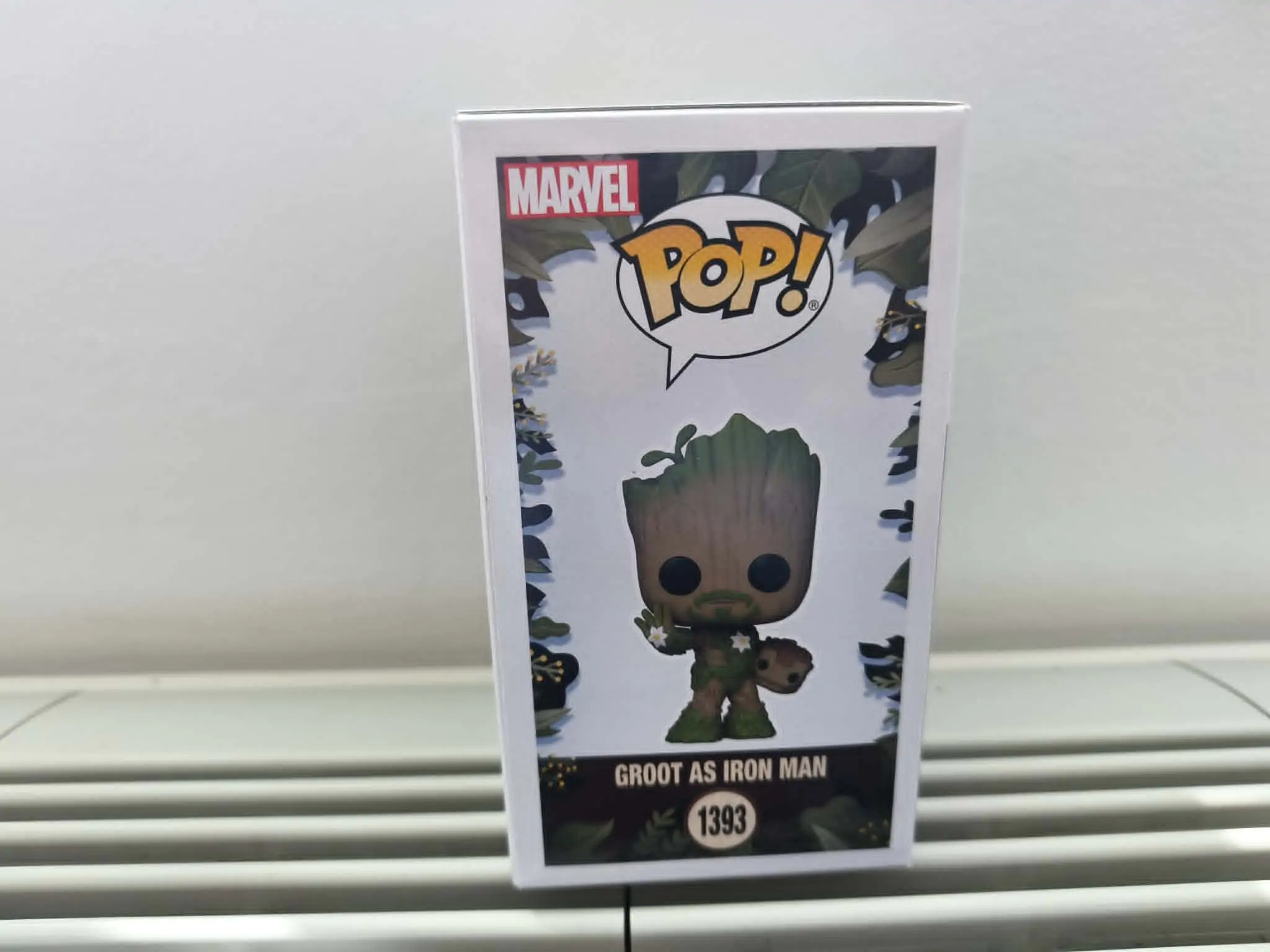 Funko POP Figur Marvel We Are Groot - Groot as Iron Man Produktfoto
