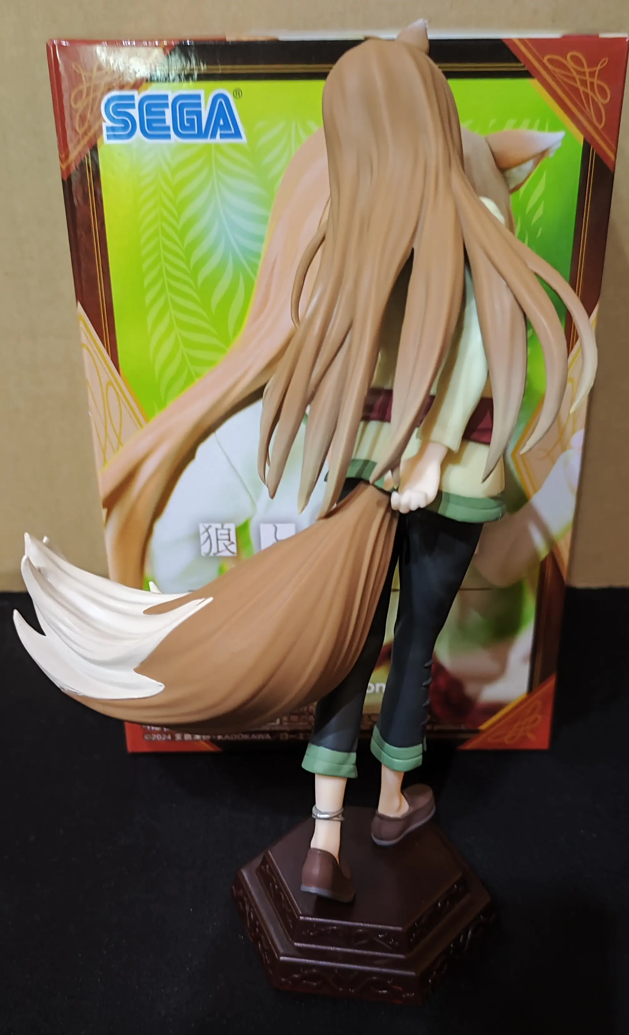 Spice and Wolf: Merchant meets the Wise Wolf PVC Statue Desktop x Decorate Collections Holo 16 cm Produktfoto