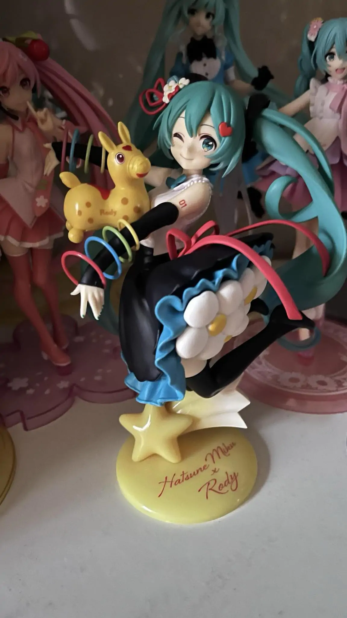 Hatsune Miku AMP PVC Statue Thank You Ver. 20 cm termékfotó