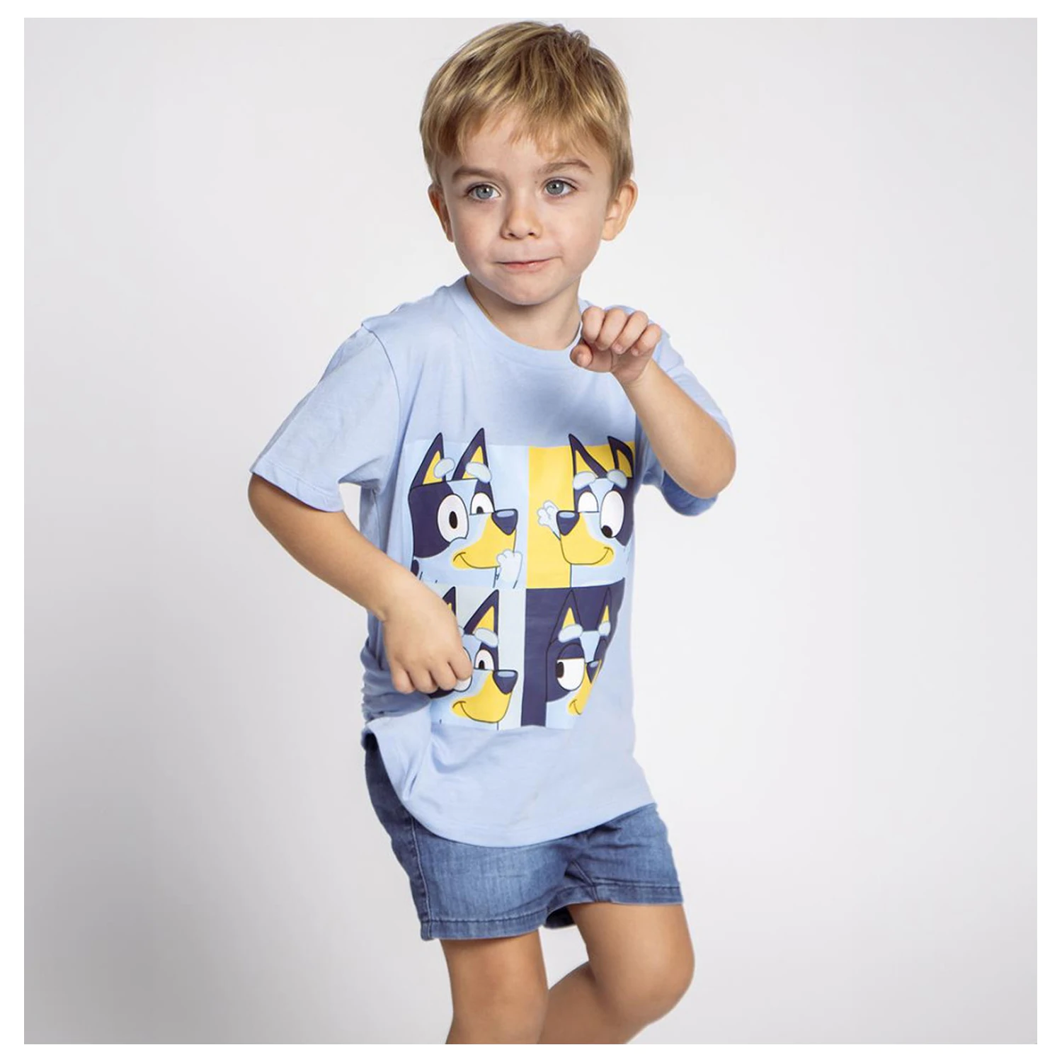 Bluey Mosaic Kinder kurzärmeliges T-Shirt, Oberteil Produktfoto