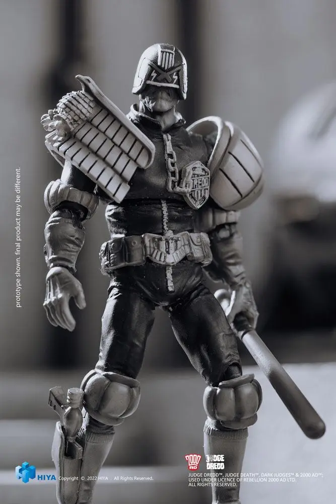 2000 AD Exquisite Mini Actionfigur 1/18 Black and White Judge Dredd 10 cm Produktfoto