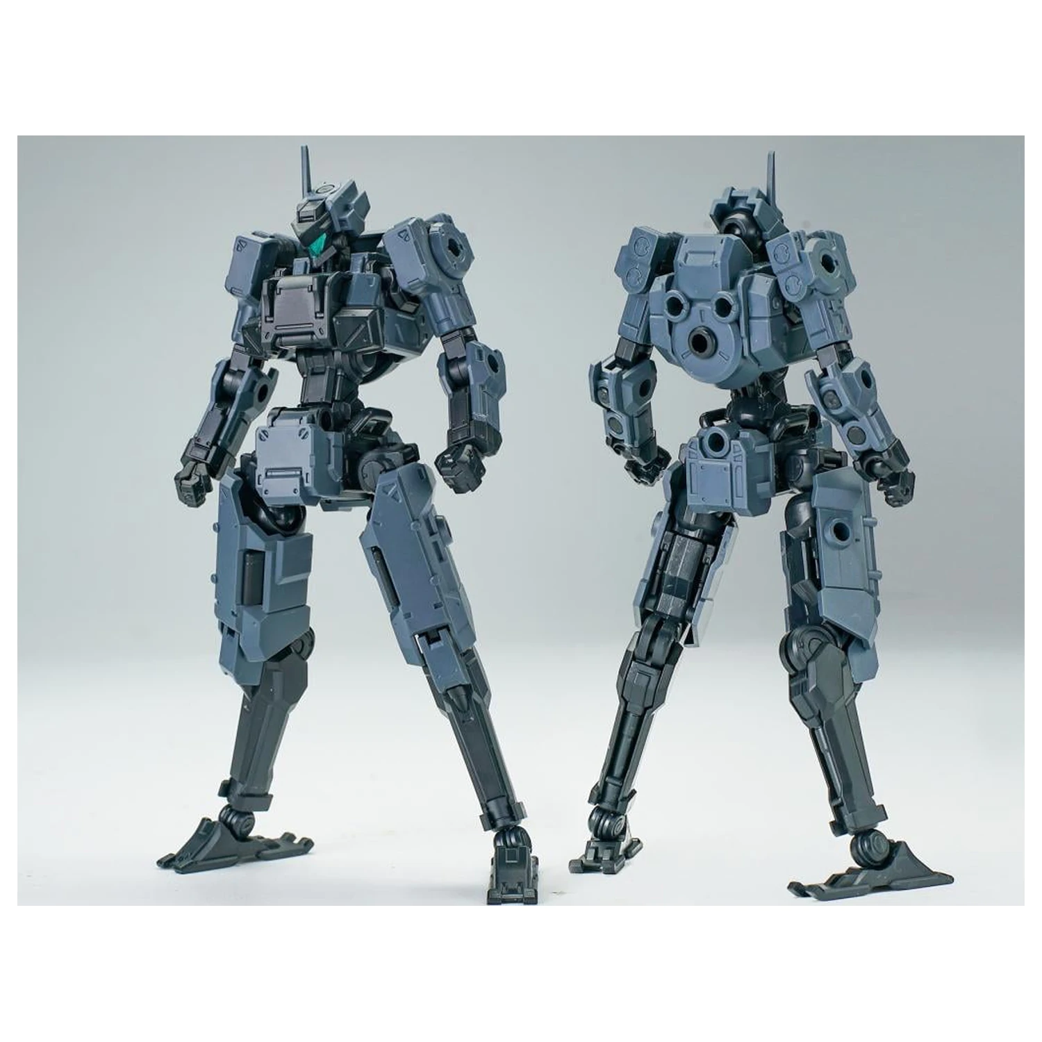 3 Min Project Fenrir (Grey) Modellbausatz 1/18 11,2 cm Produktfoto