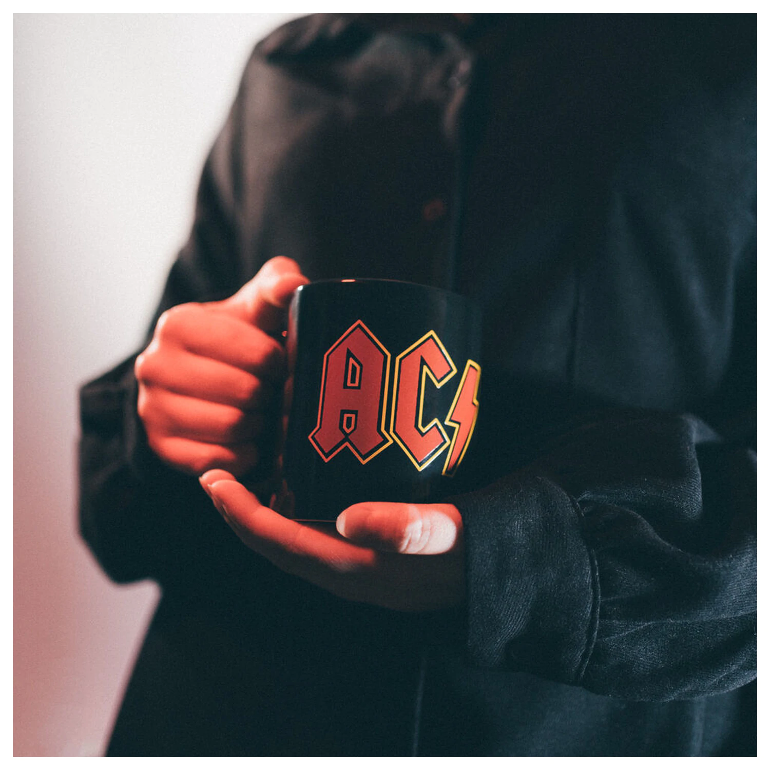 AC/DC Tasse 350ml Produktfoto