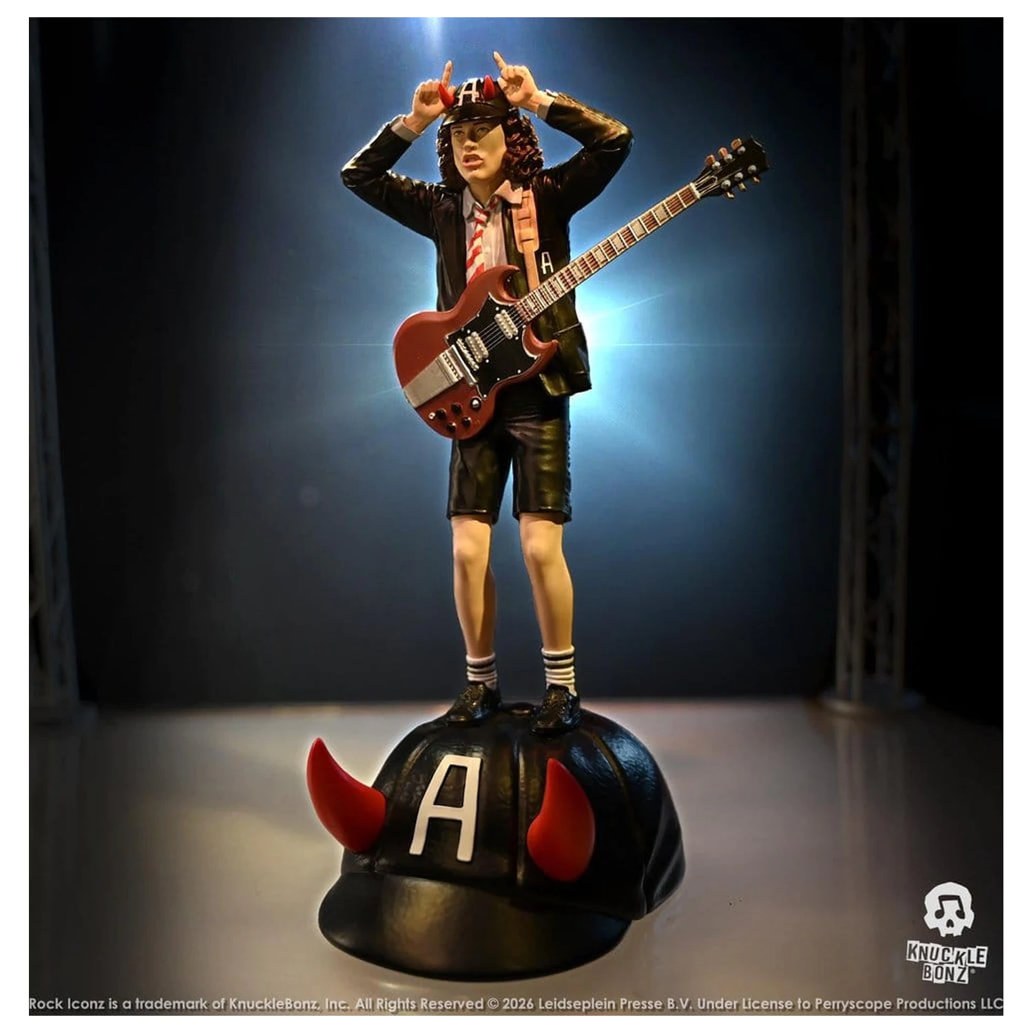AC/DC Rock Iconz Figur Angus Young IV 23 cm Produktfoto