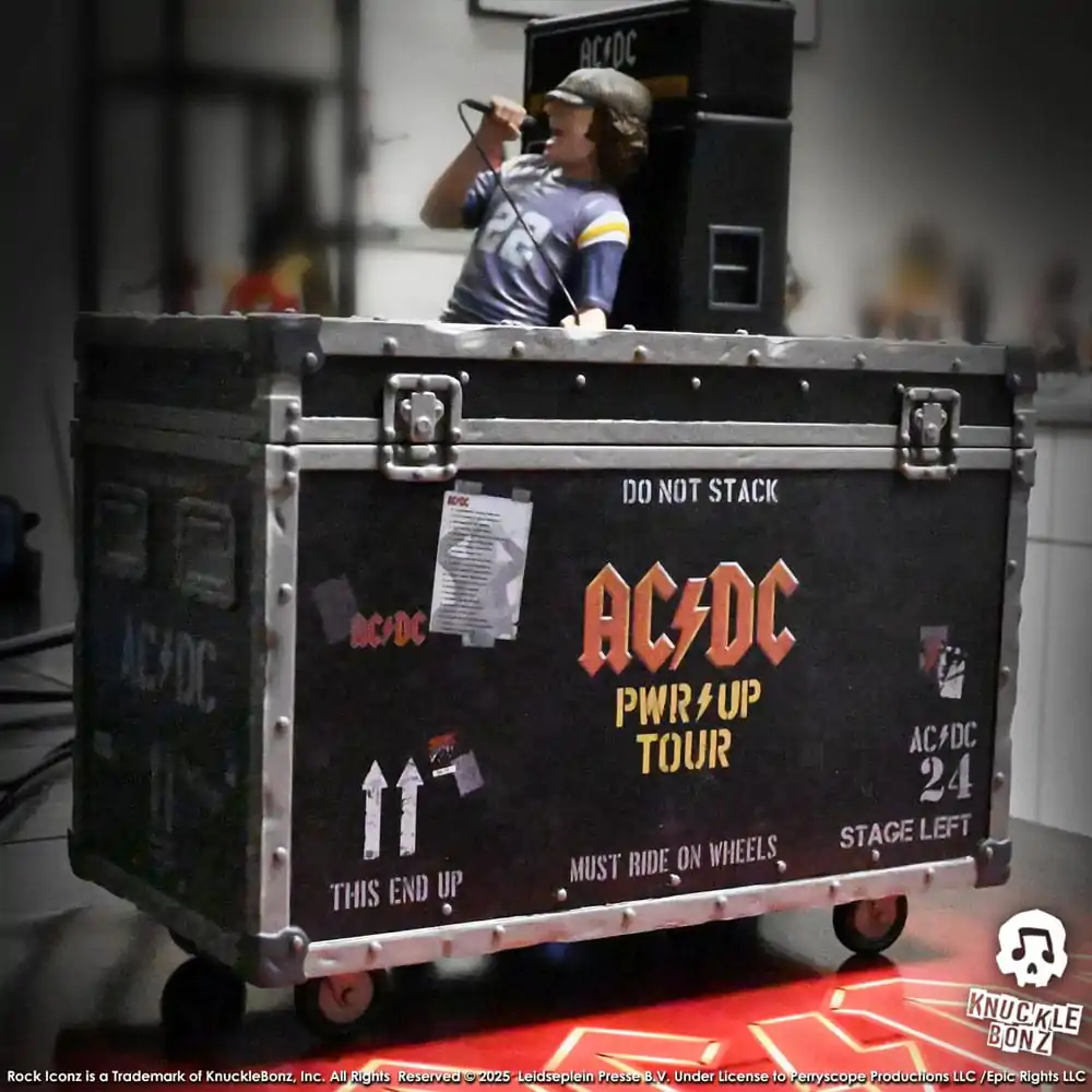 AC/DC Rock Ikonz On Tour Statue PWR UP Tour Road Case Produktfoto