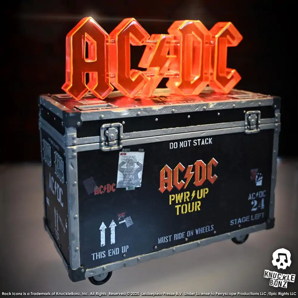 AC/DC Rock Ikonz On Tour Statue PWR UP Tour Road Case Produktfoto