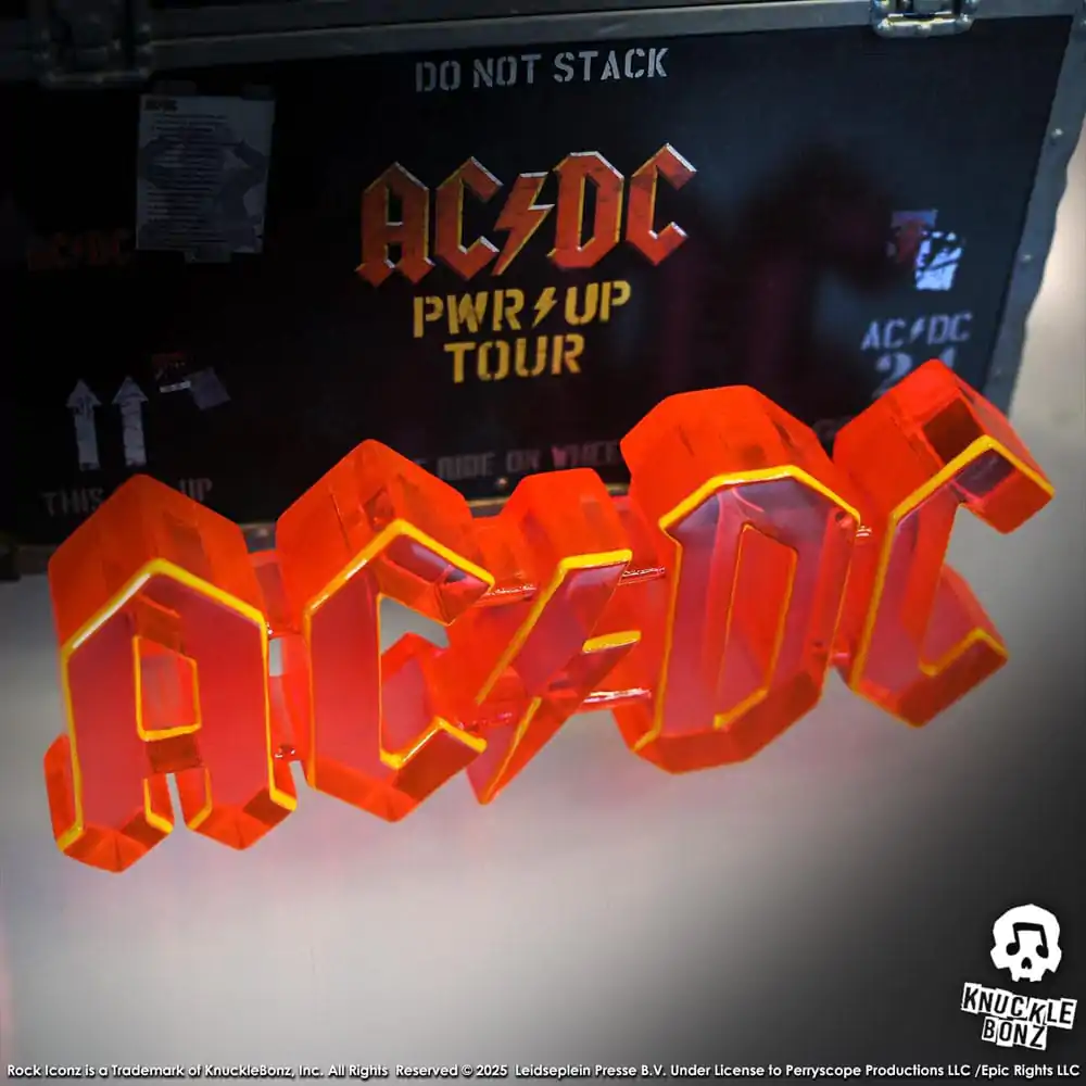 AC/DC Rock Ikonz On Tour Statue PWR UP Tour Road Case Produktfoto