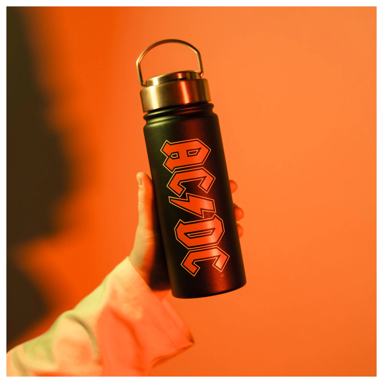 AC/DC Edelstahl Flasche 500ml Produktfoto