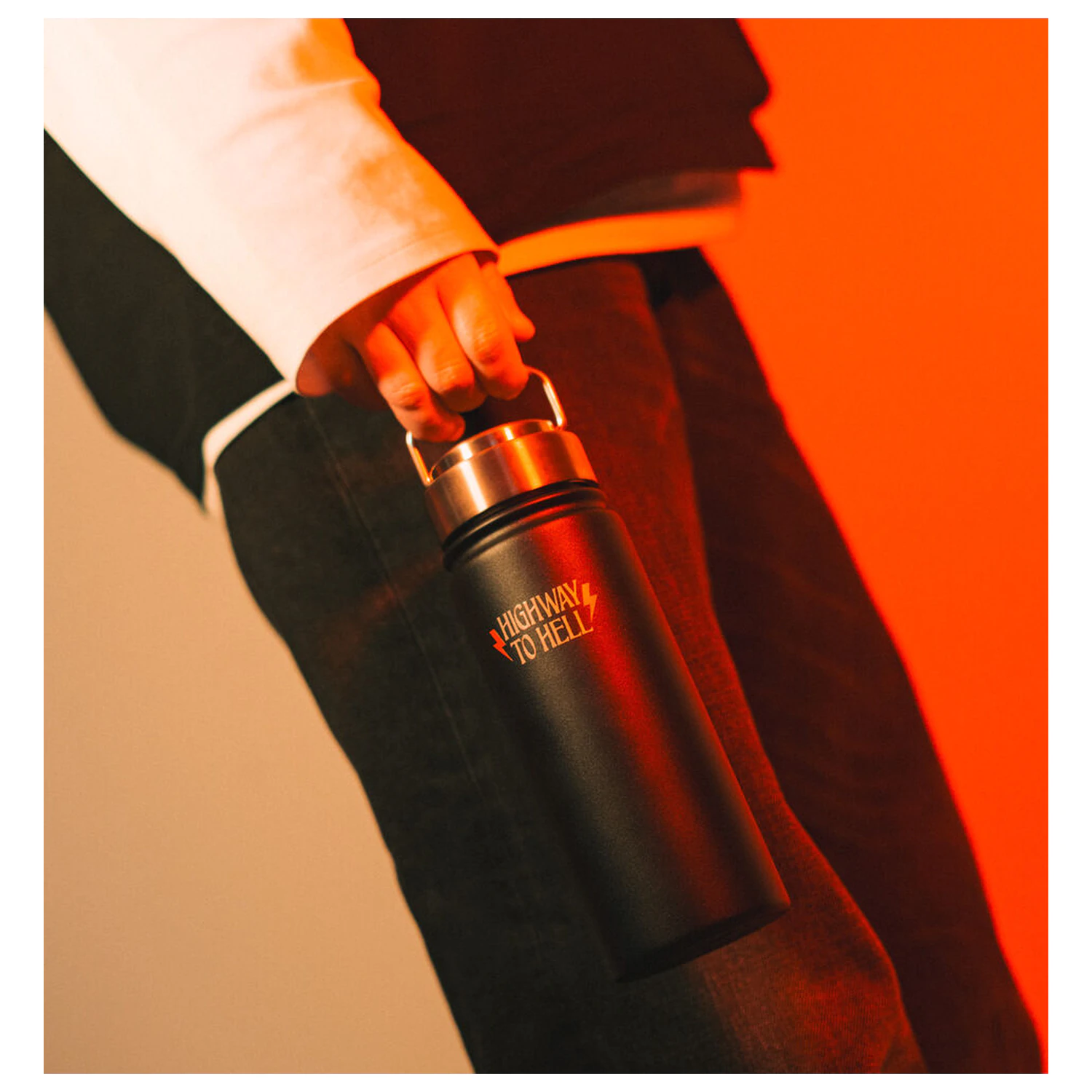 AC/DC Edelstahl Flasche 500ml Produktfoto