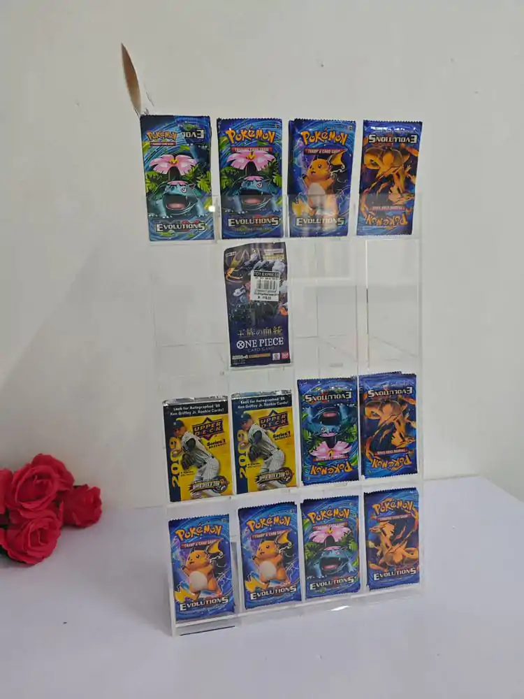 Acryl Counter Display für Trading Card Booster Packs Produktfoto