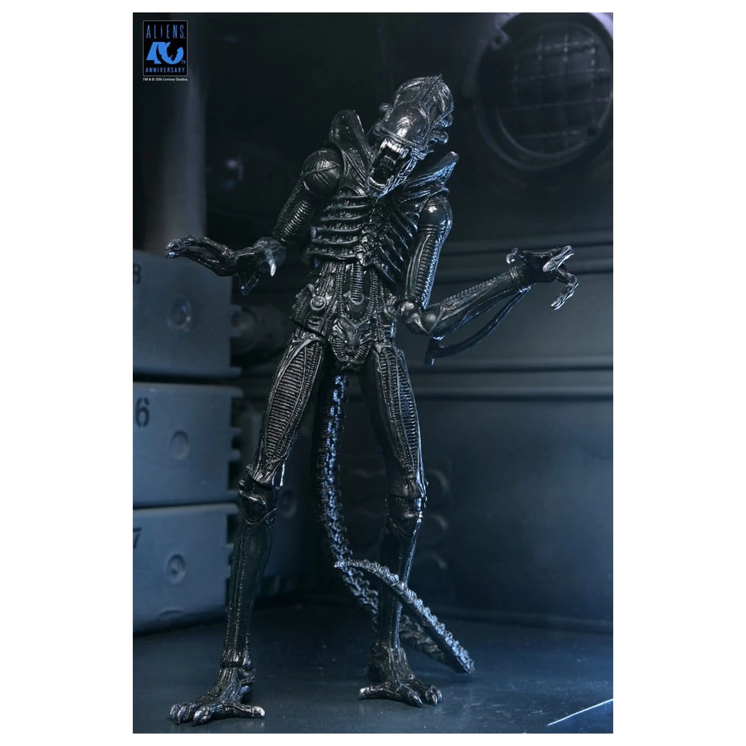 Aliens Ultimate Actionfigur Warrior (1986) Xenomorph Black (40th Anniversary) 23 cm Produktfoto