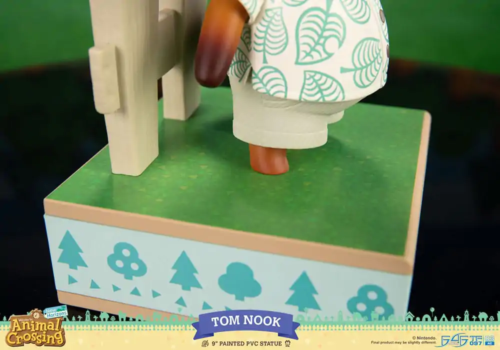 Animal Crossing: New Horizons PVC Statue Tom Nook 22 cm termékfotó