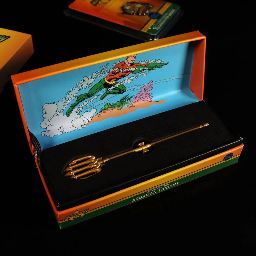 Aquaman Replik Miniature Trident (vergoldet) Produktfoto