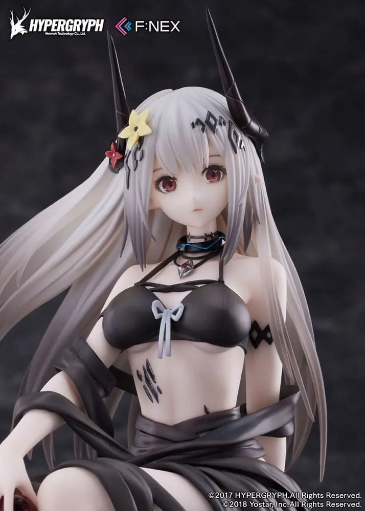 Arknights PVC Statue 1/7 Mudrock Silent Night DN06 Ver. 19 cm termékfotó