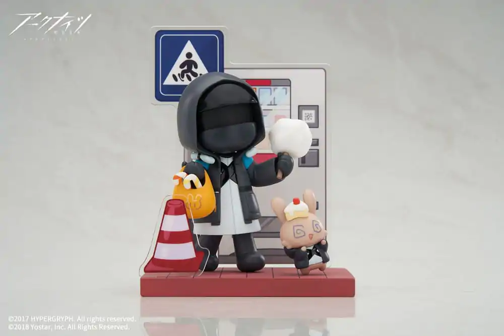 Arknights PVC Statue Mini Series Will You be Having the Dessert? Doctor 10 cm termékfotó