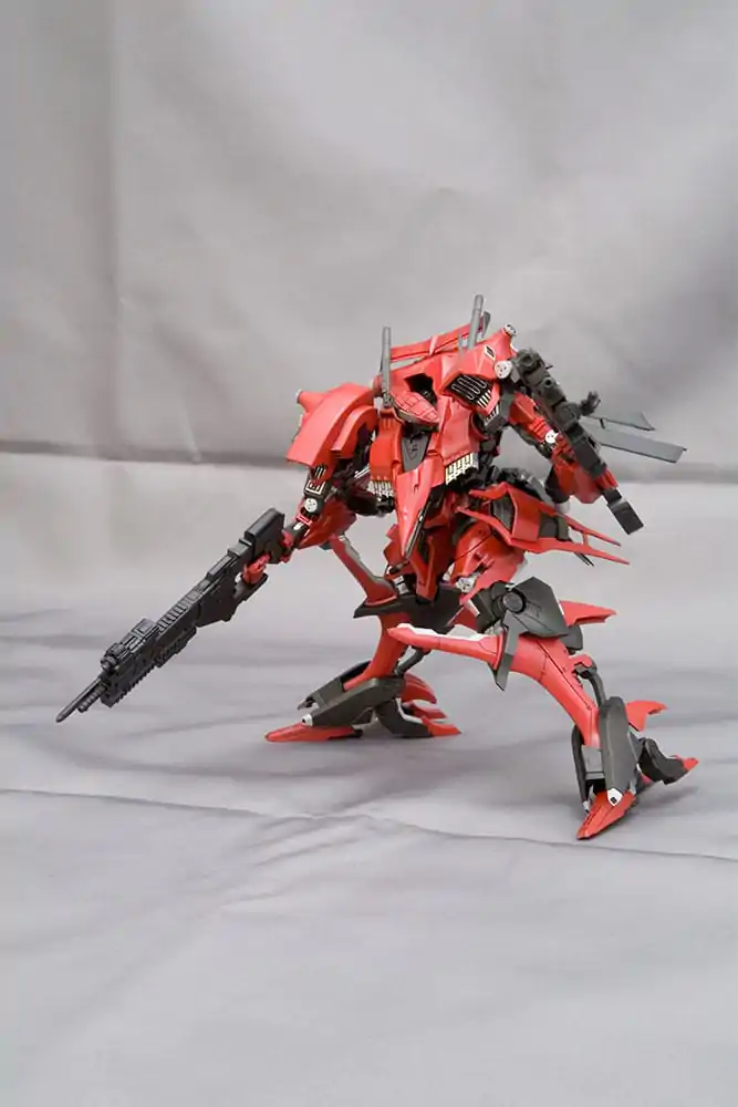 Armored Core Plastic Model Kit 1/72 Rayleonardo 03-Aaliyah Kpachar Full Package Versionn 14 cm Produktfoto