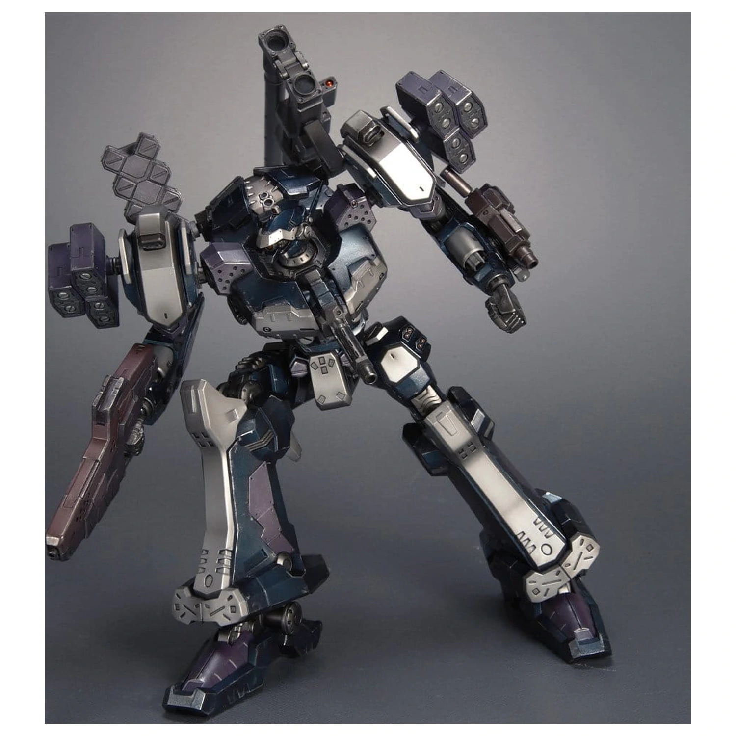 Armored Core Plastikmodell 1/72 CREST CR-C75U2 Close Quarters Ver. 16 cm Produktfoto