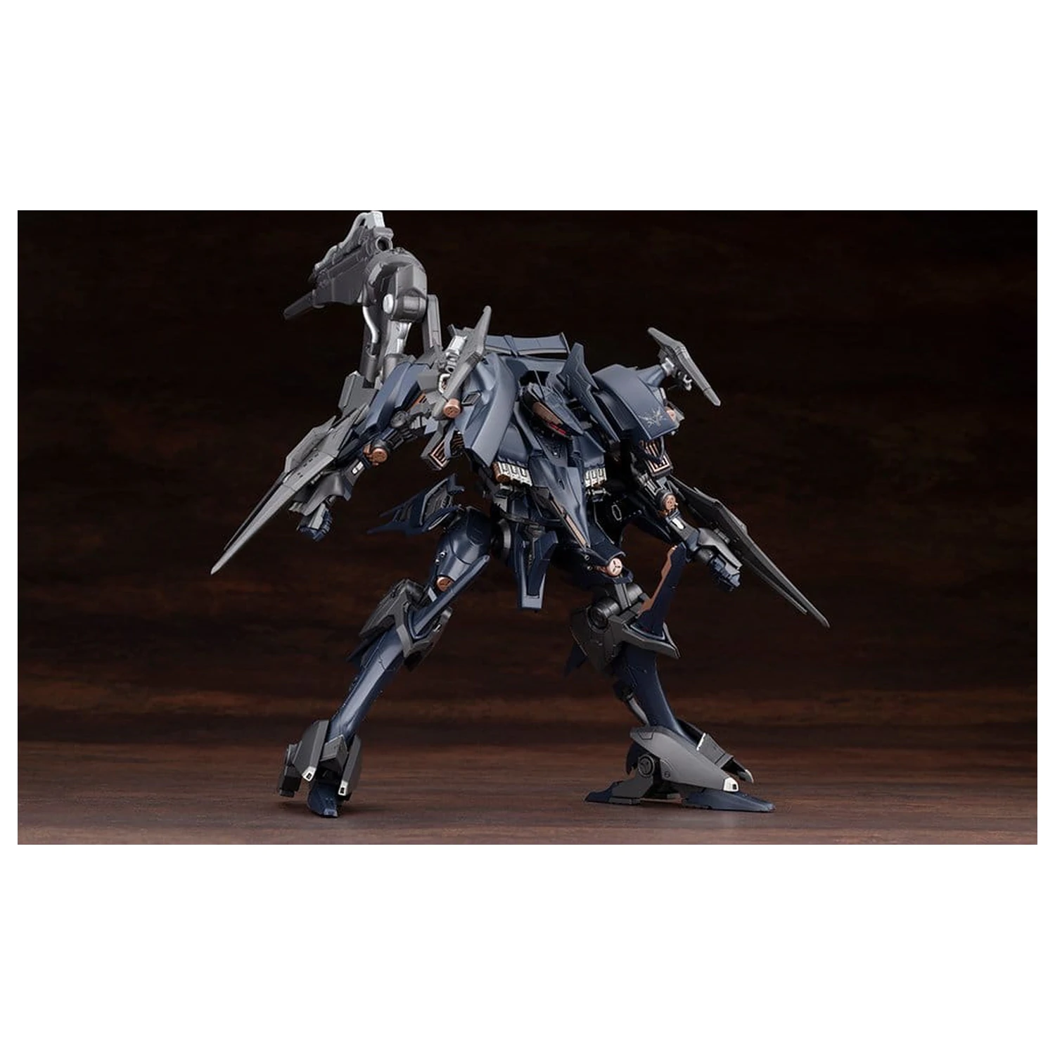 Armored Core V Plastikmodellbausatz 1/72 Rayleonard 03-AALIYAH Orlea 15 cm Produktfoto