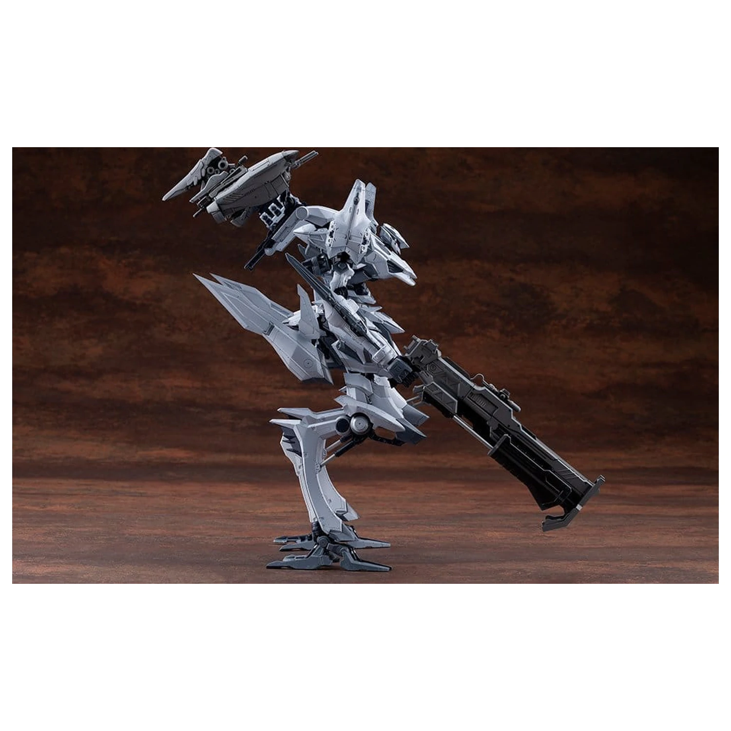 Armored Core V.I.O.S. Plastik Modellbausatz Schneider Nachtreihe/40E Close-Quarters Assault Typ 27 cm Produktfoto